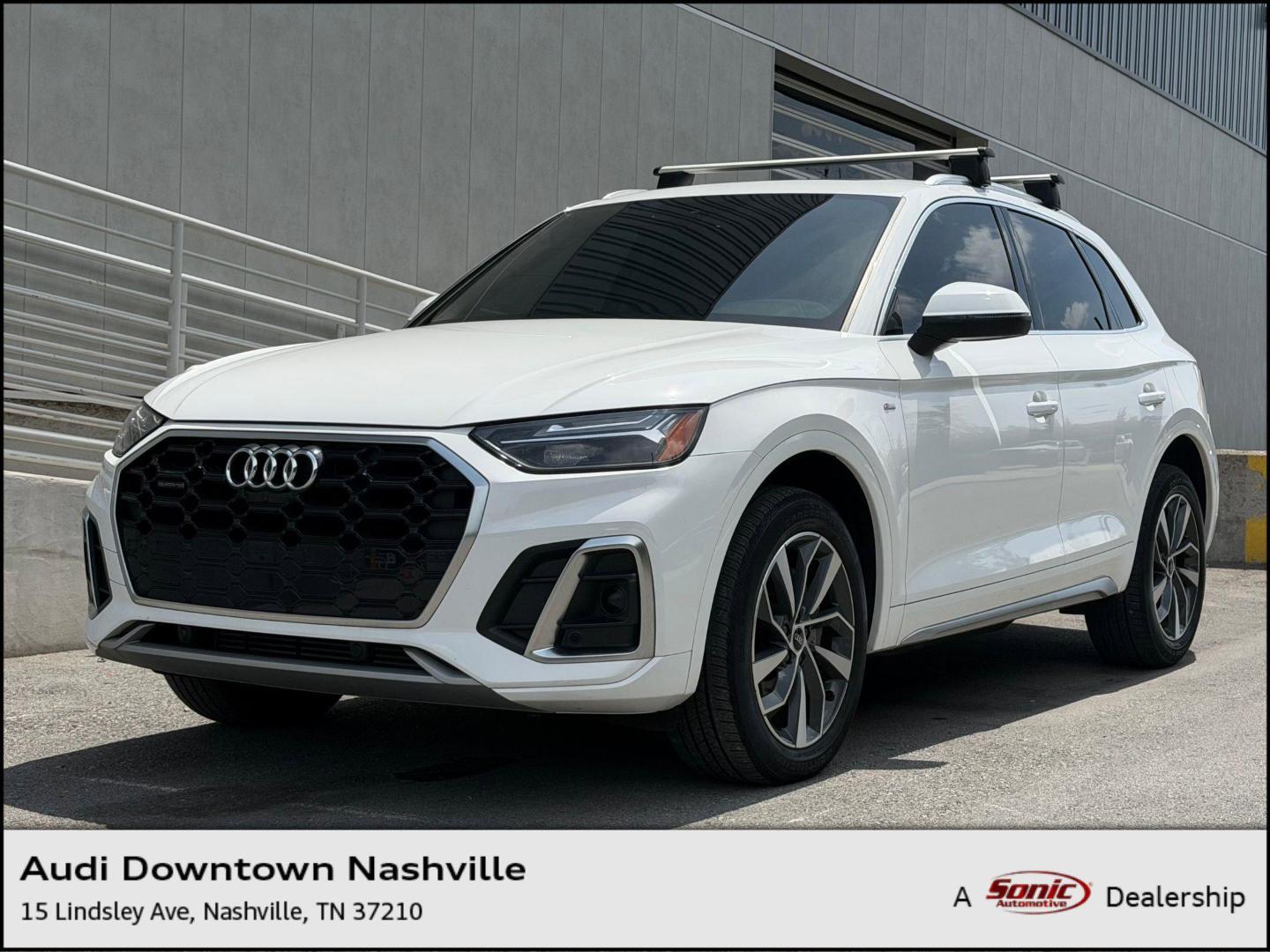 2023 Audi Q5 45 Premium Plus's photo