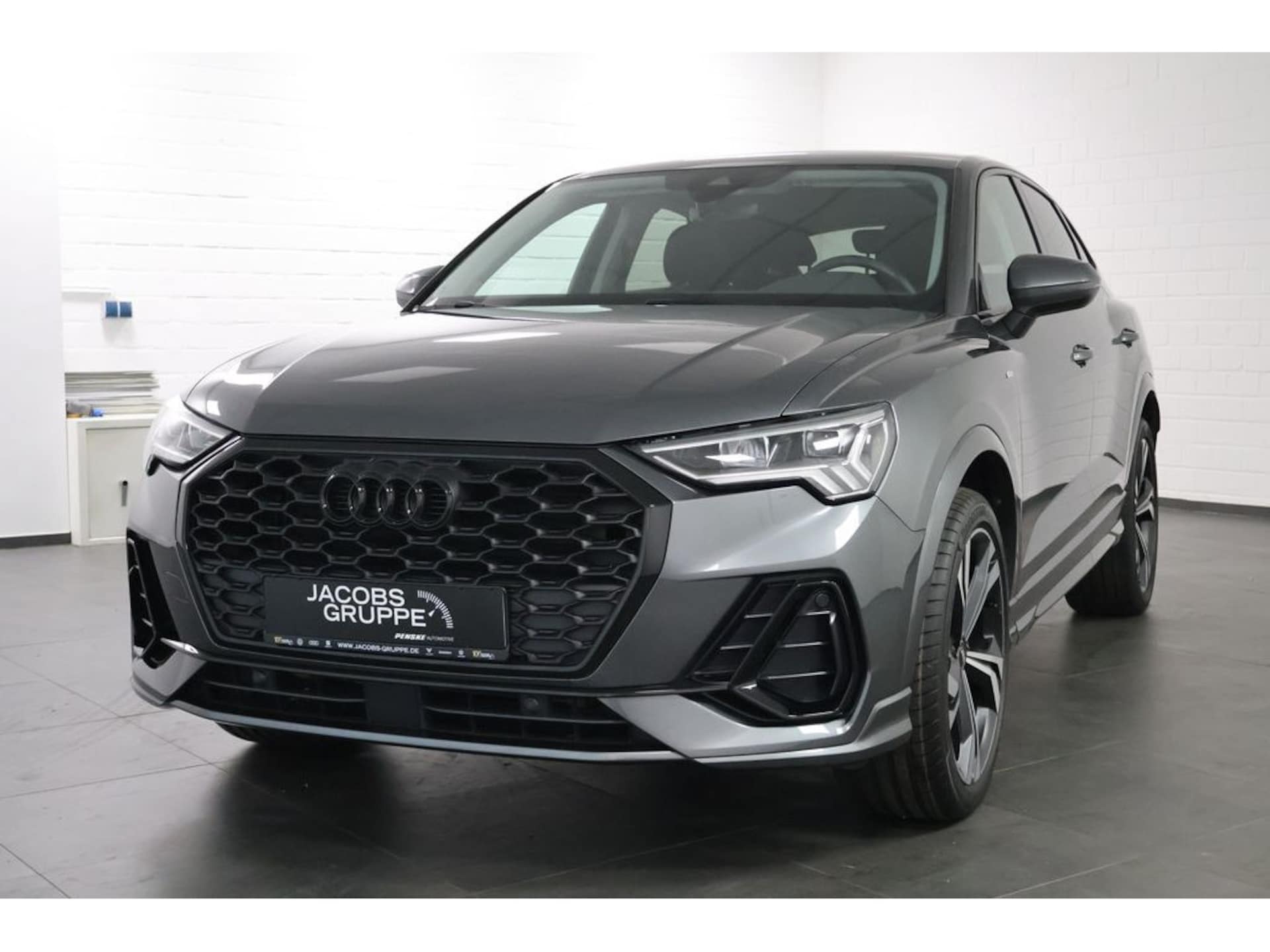 Audi Q3 Sportback S line
