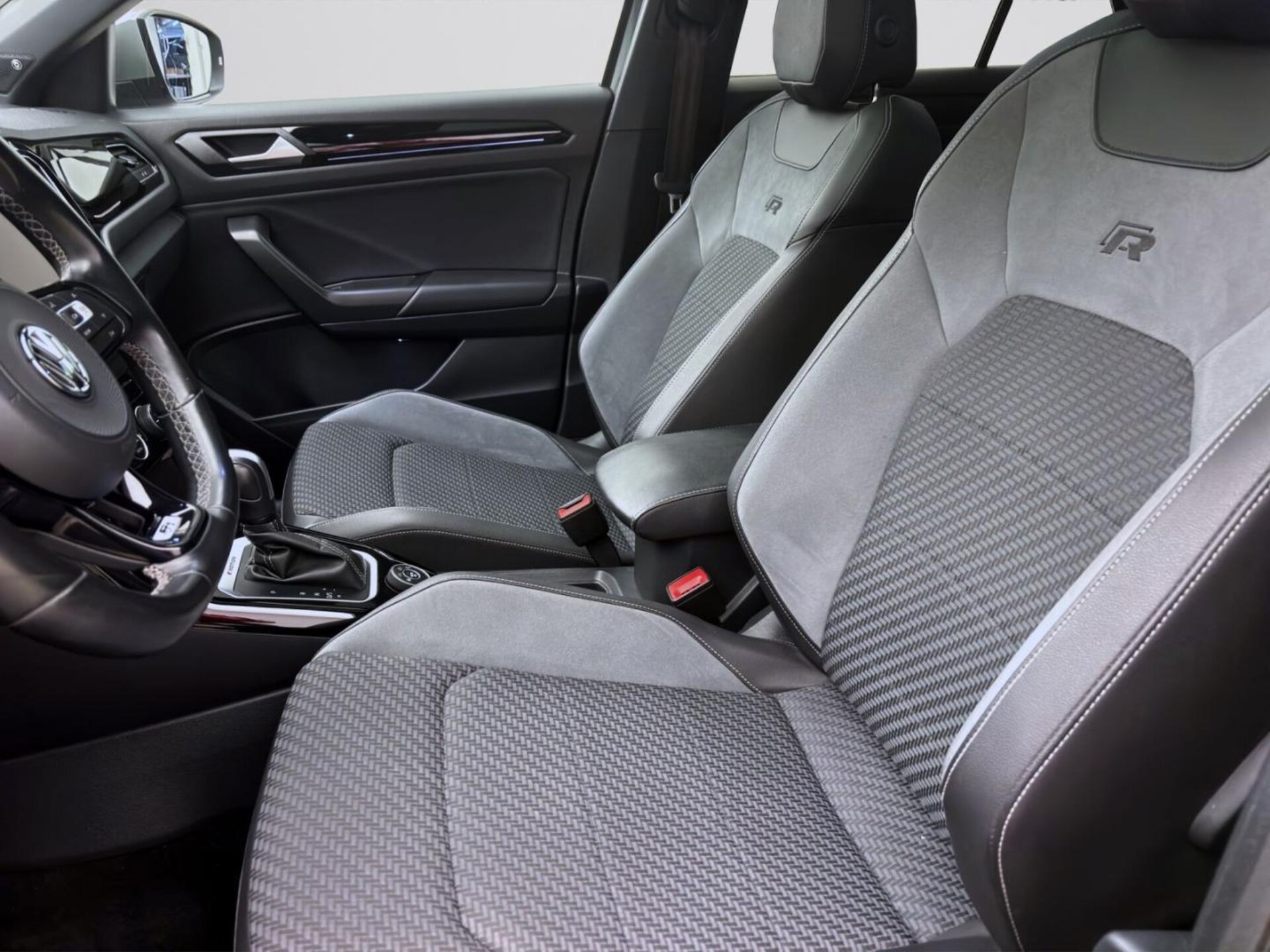 Volkswagen T-Roc R