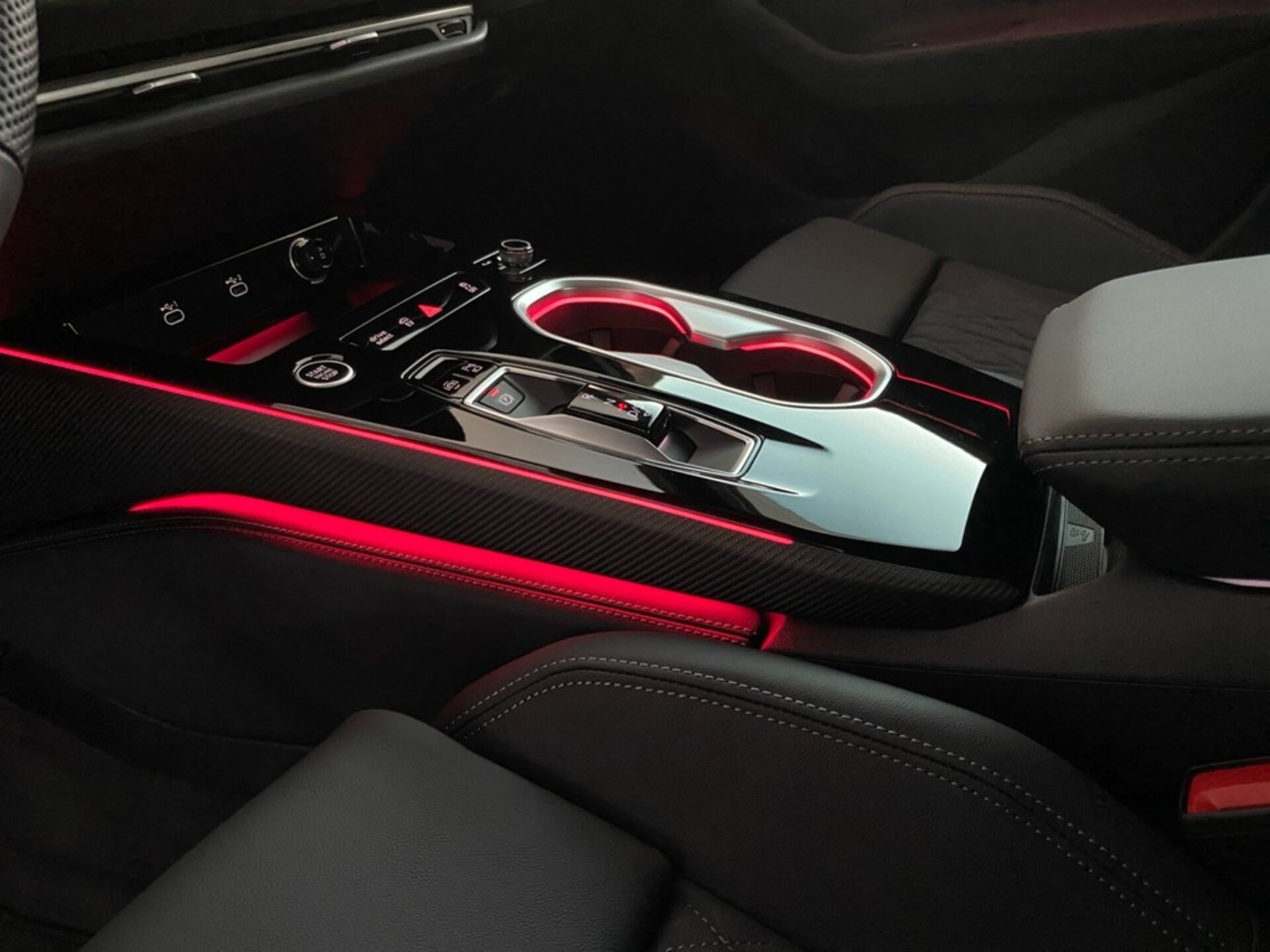 Audi A6 Limousine e-hybrid edition one