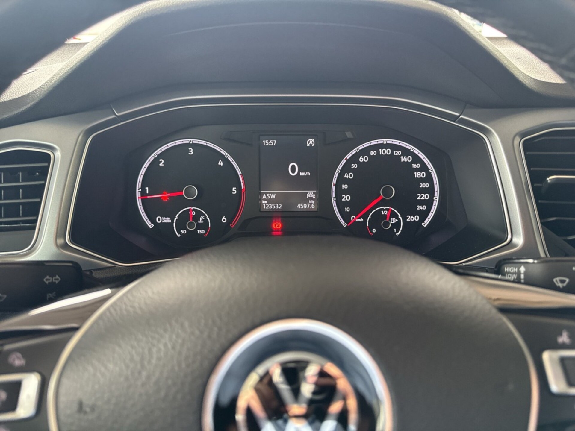 Volkswagen T-Roc Active