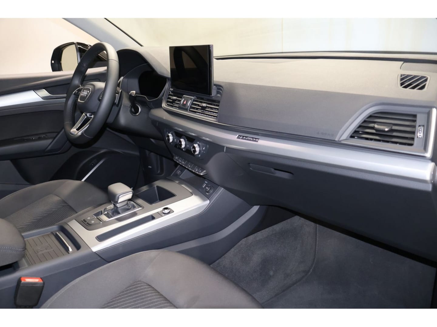 Bild über Audi Q5 Sportback 40 TDI quattro S tronic - für weitere Informationen kontaktieren Sie den Audi Partner