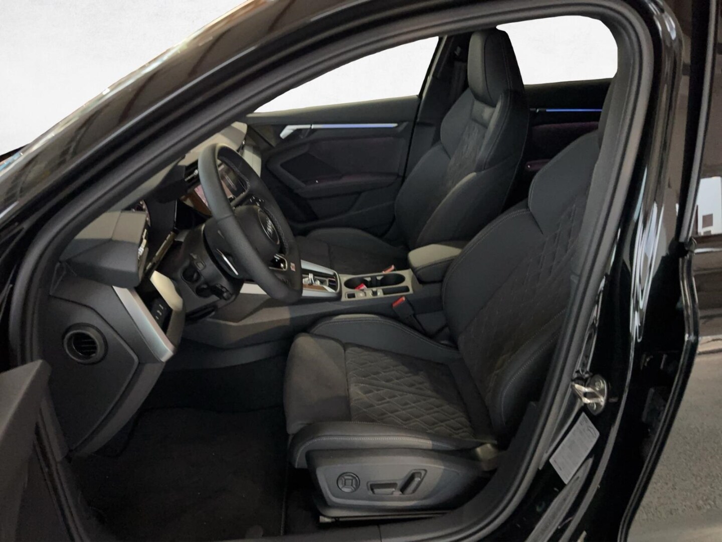 Image about Audi A3 Sportback S line 35 TDI S tronic