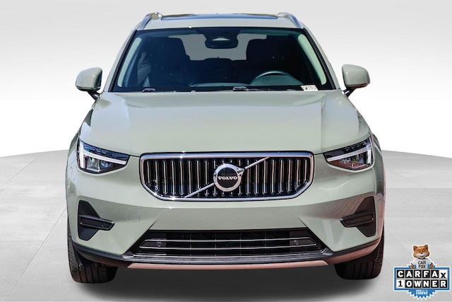 2025 Volvo XC40
