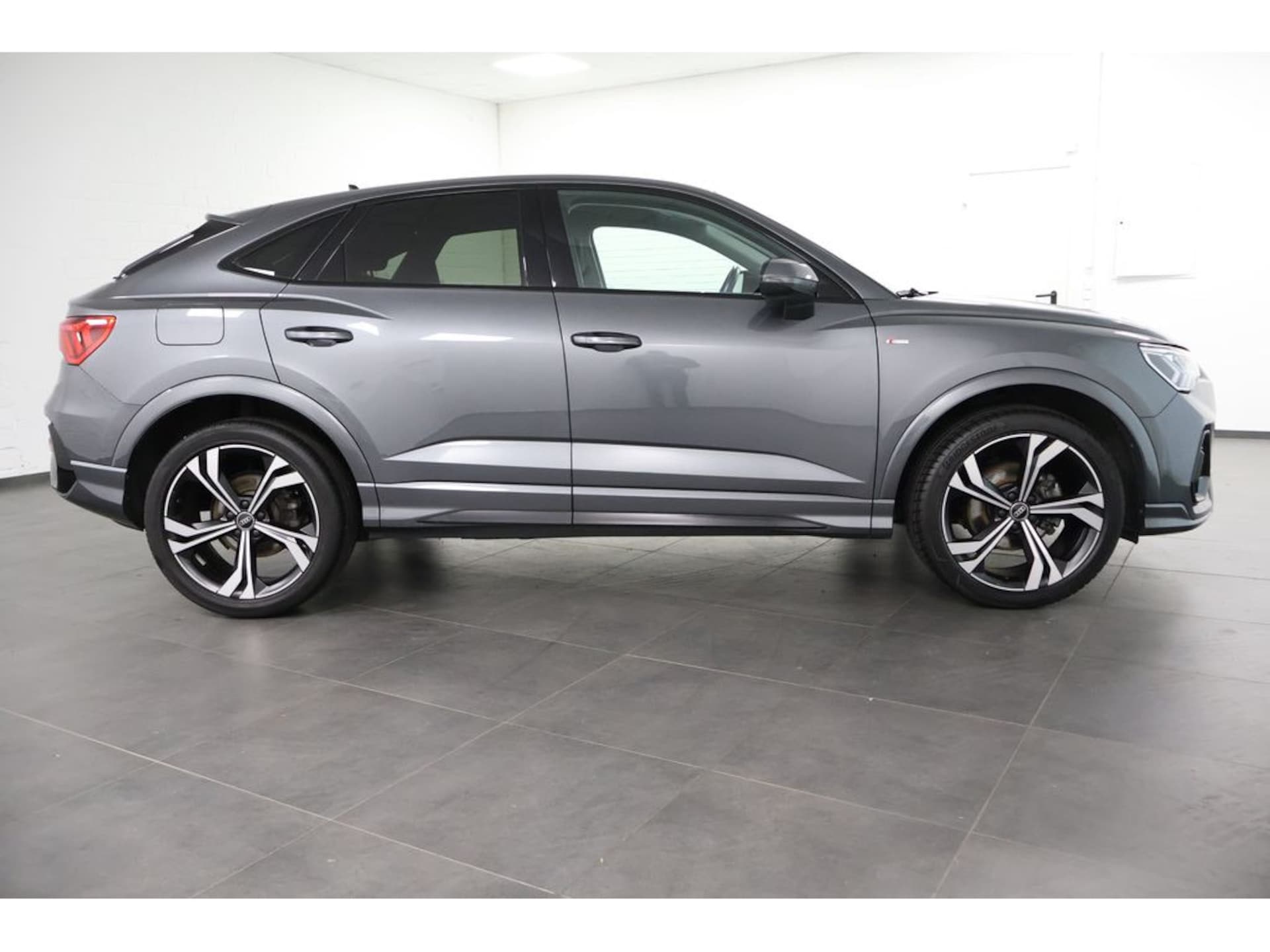 Audi Q3 Sportback S line