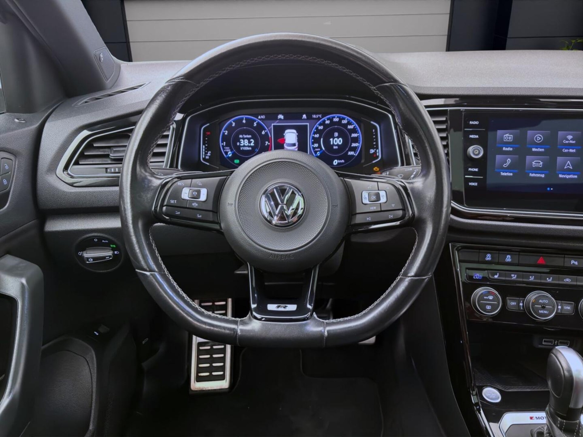Volkswagen T-Roc R