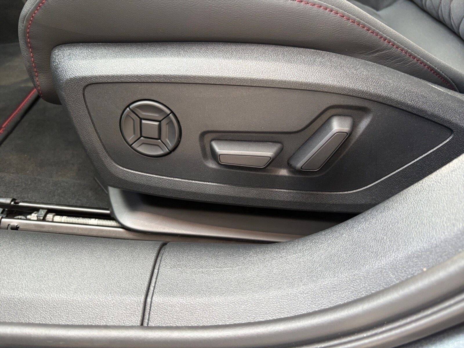 Audi A6 Avant – Bild 9