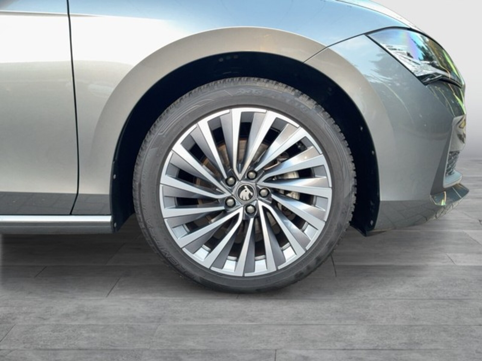 Škoda Superb Combi – Bild 6