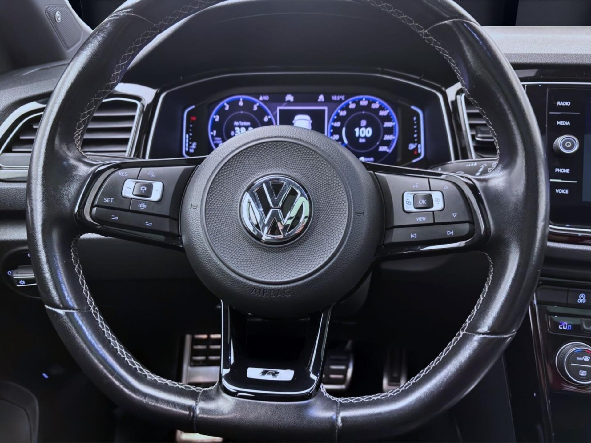 Volkswagen T-Roc R