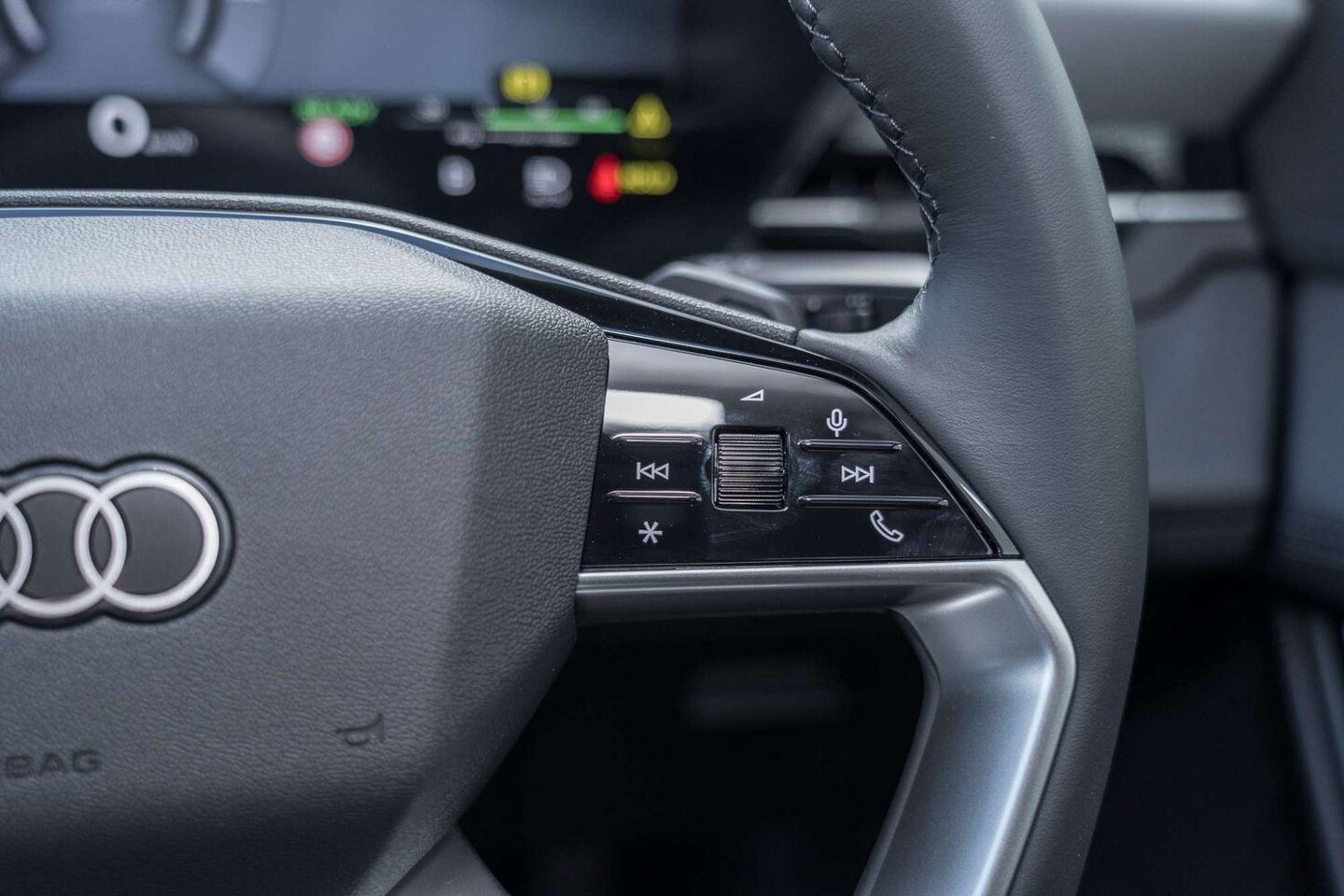 Image about Audi Q6 Sportback e-tron e-tron