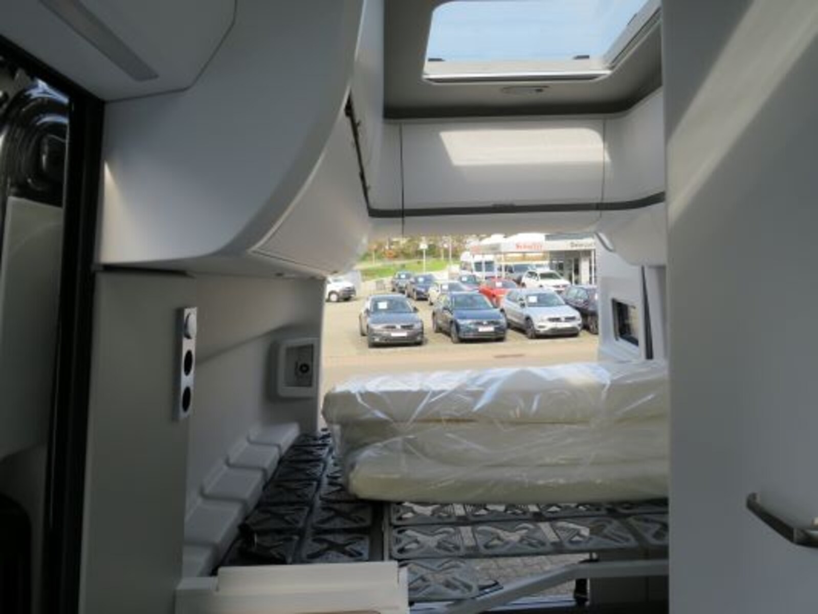 Volkswagen Grand California 600 – Bild 5