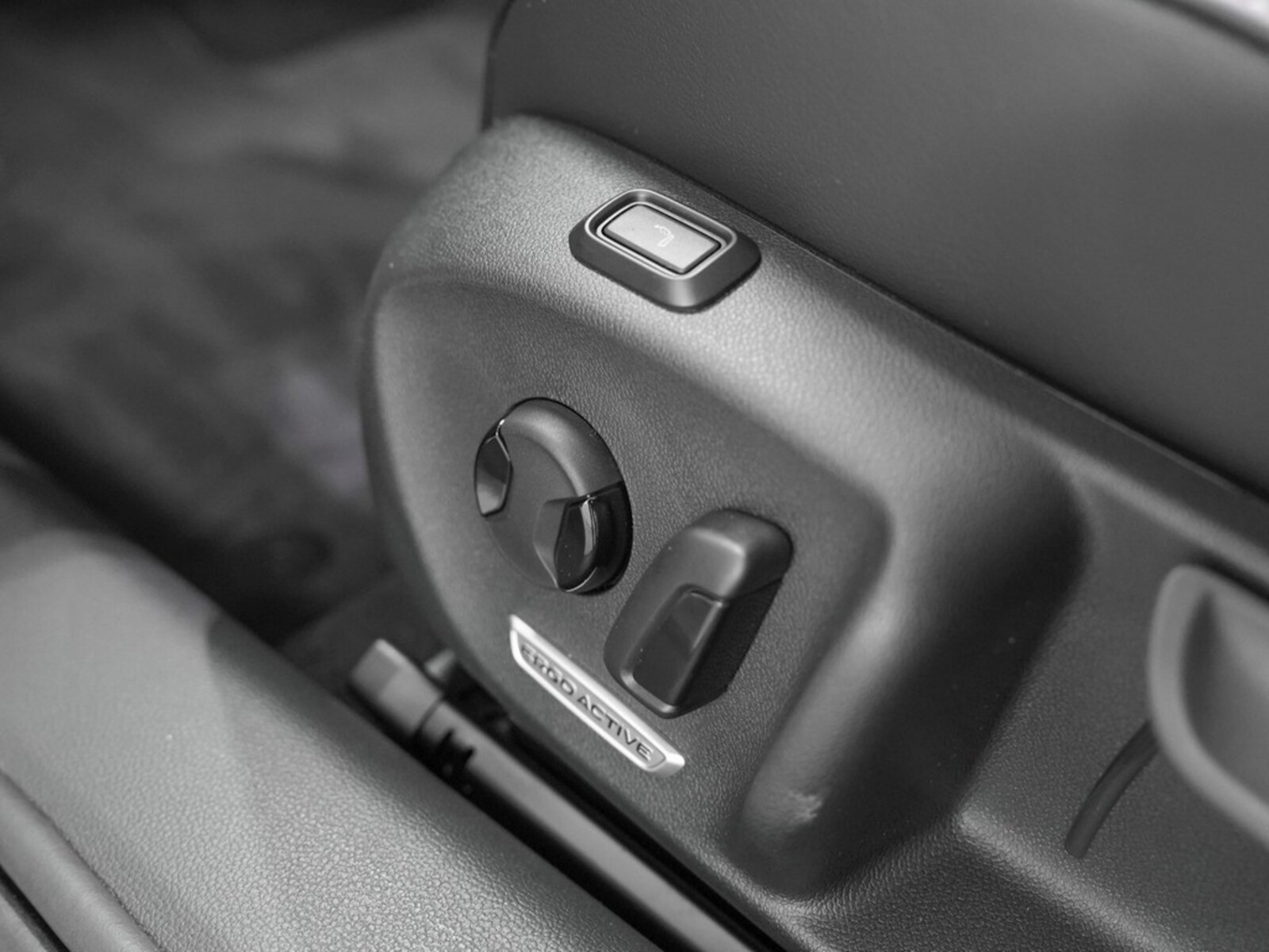 Volkswagen Passat – Bild 17