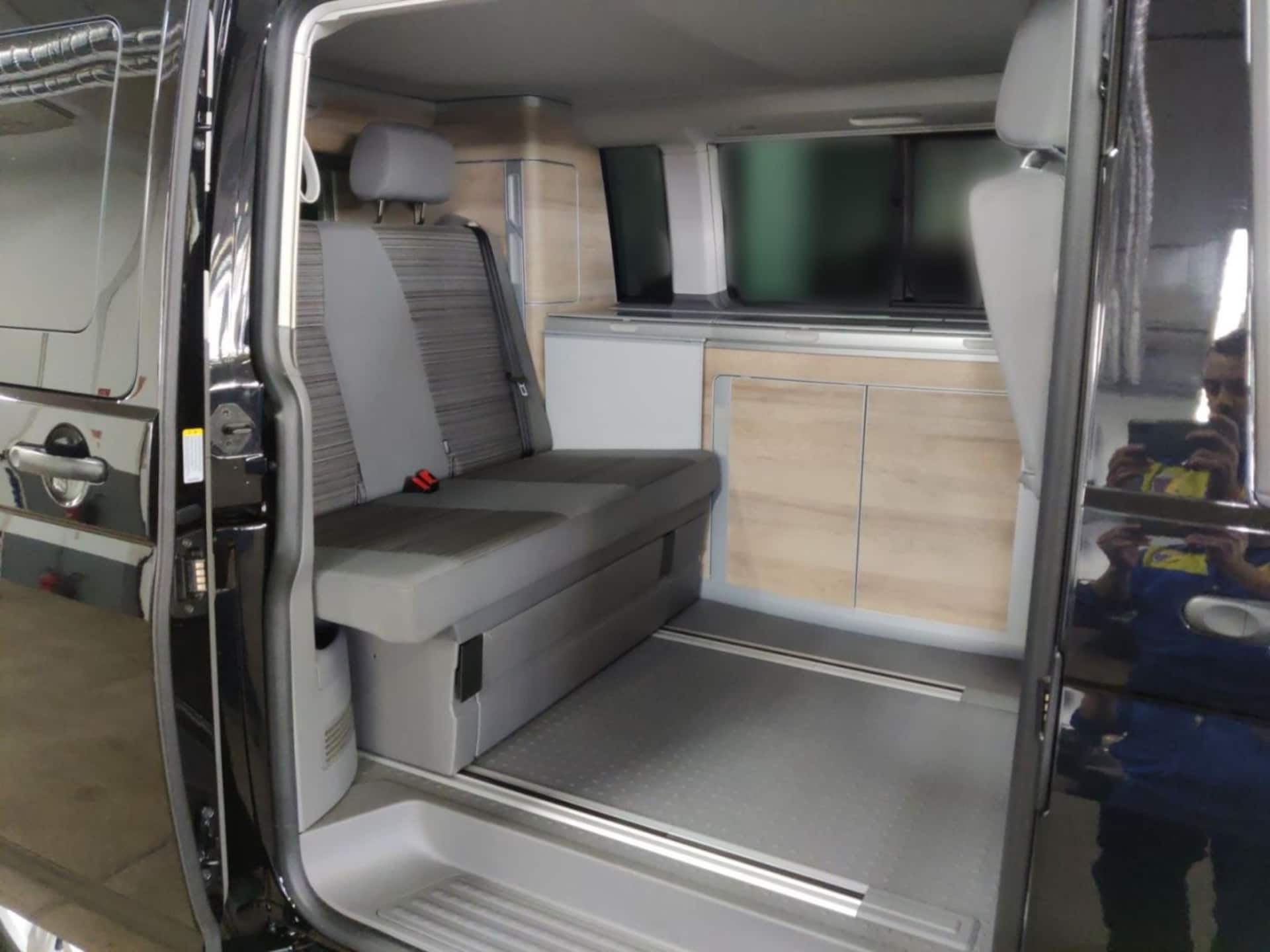 Volkswagen T6.1 California Coast