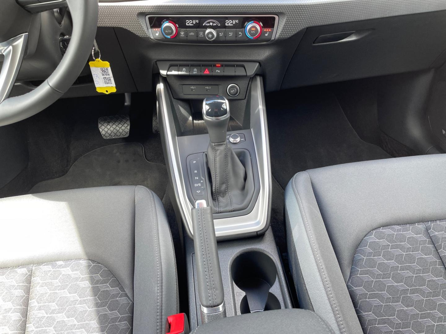 Bild über Audi A1 allstreet 35 TFSI S tronic - für weitere Informationen kontaktieren Sie den Audi Partner
