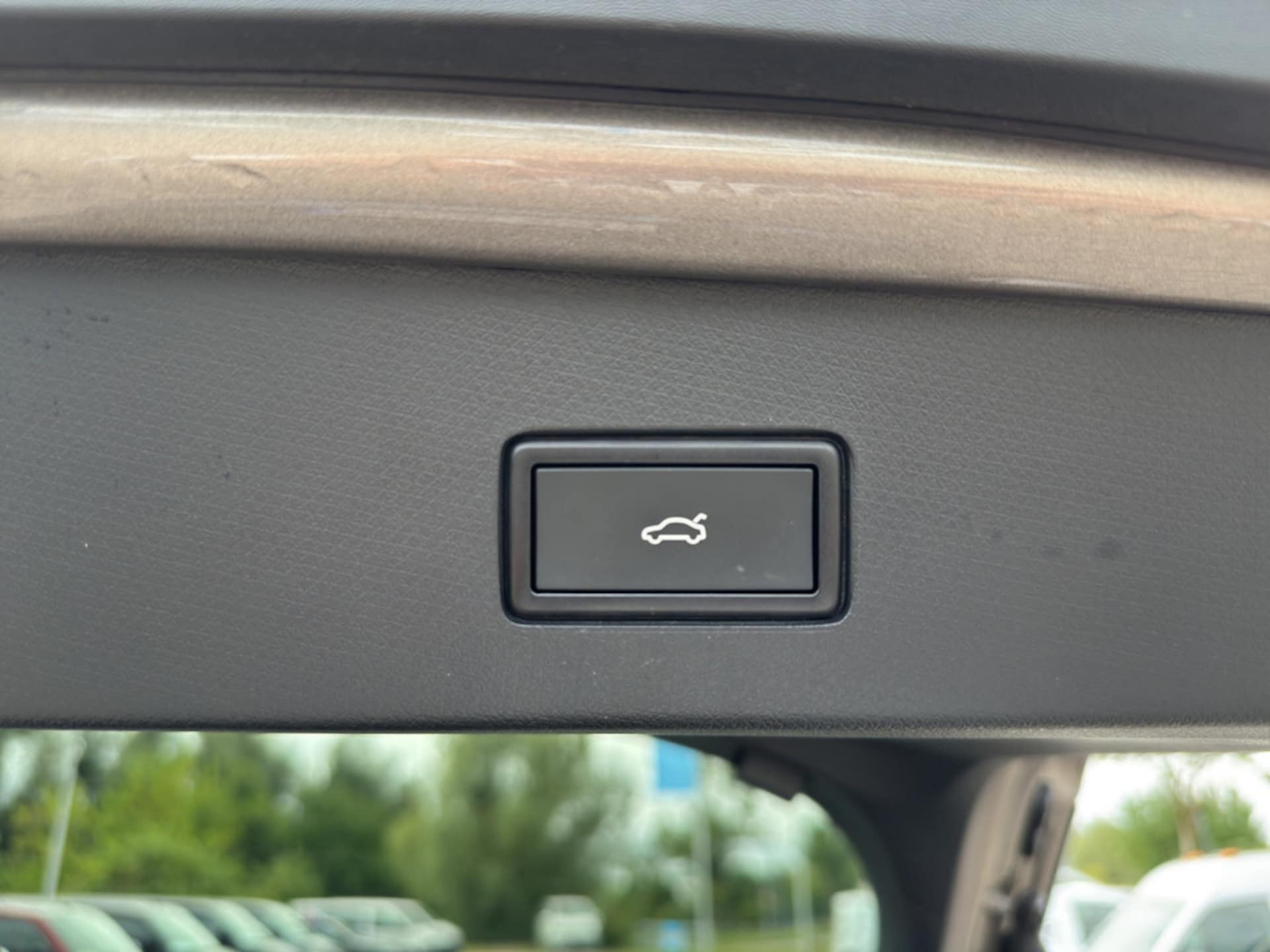 CUPRA Tavascan VZ