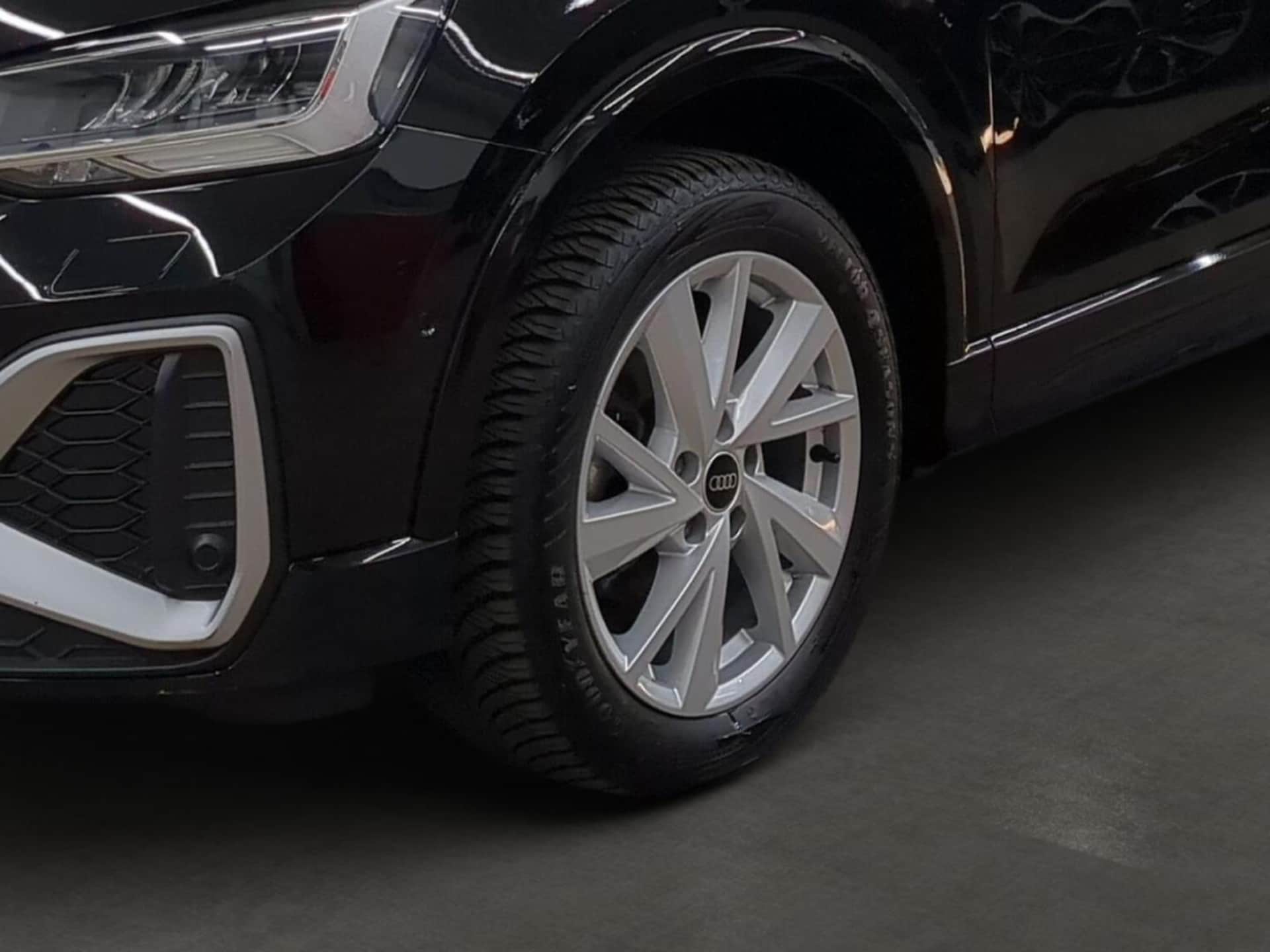 Audi Q2 S line