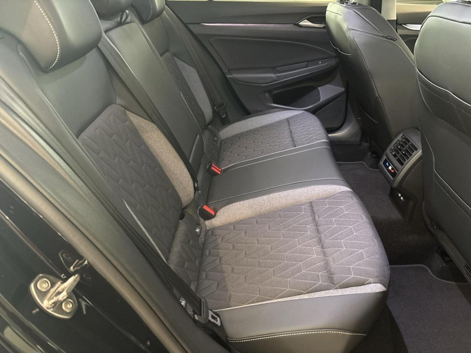 Volkswagen Golf – Bild 9
