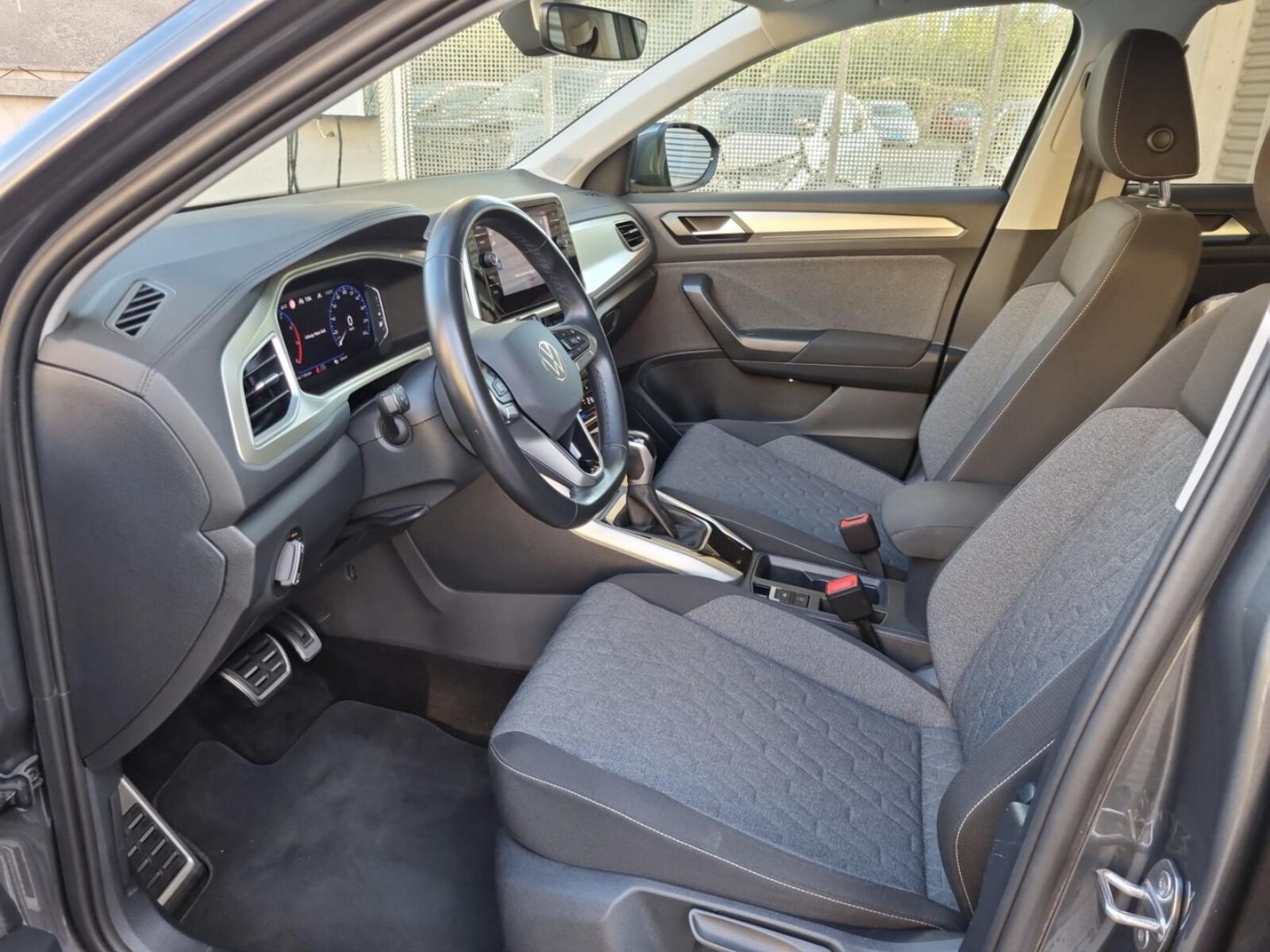 Volkswagen T-Roc – Bild 12