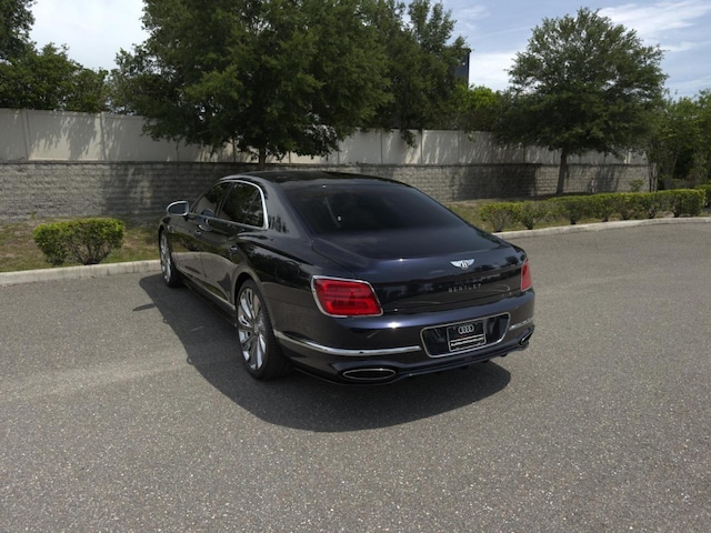 2025 Bentley Flying Spur