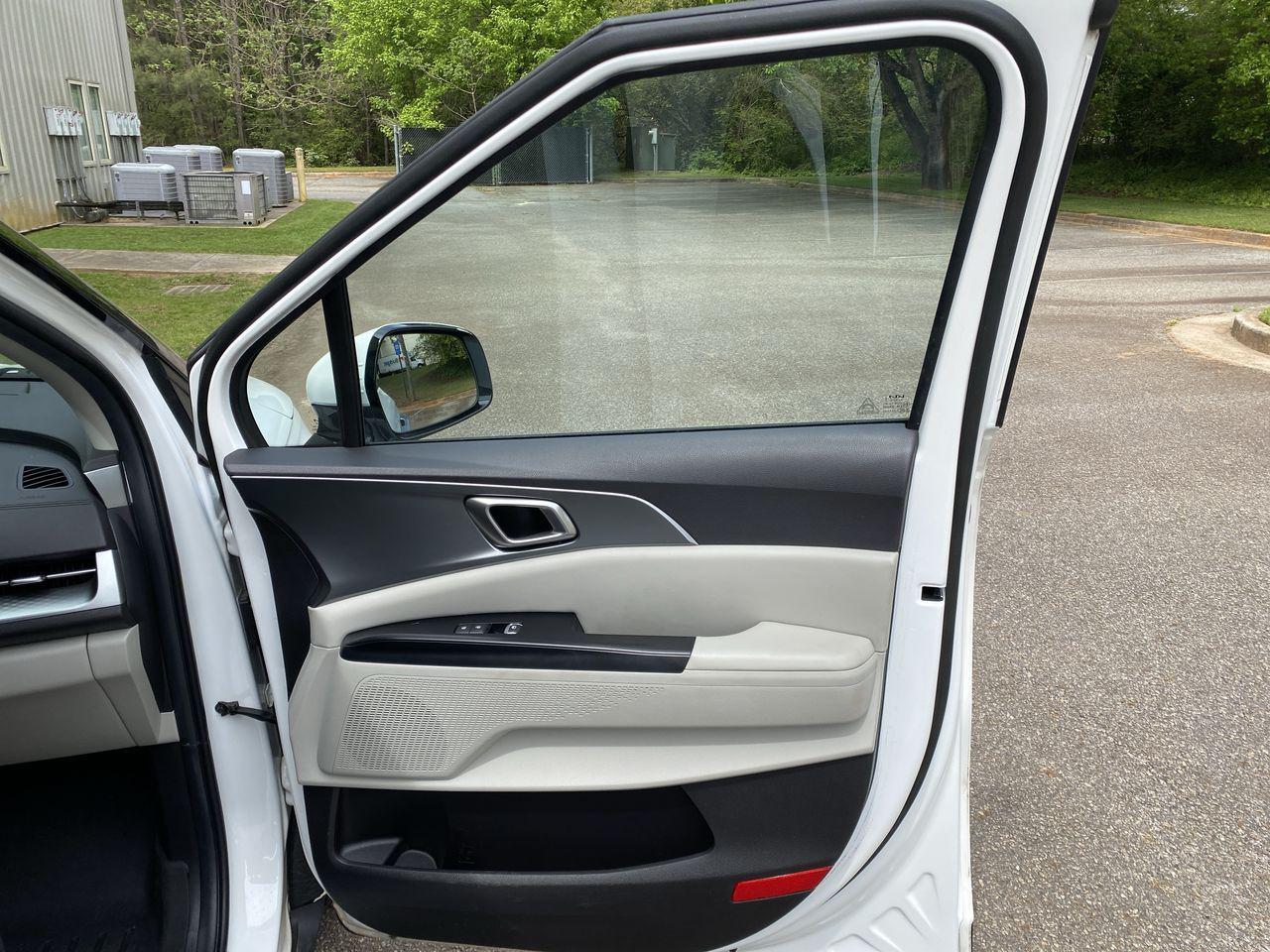 2024 Kia Carnival 23