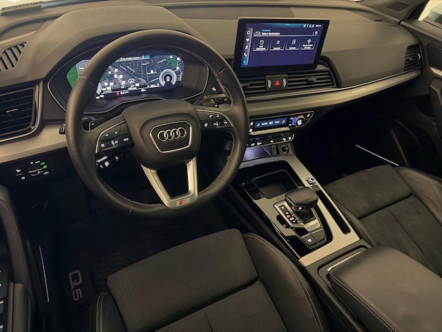 2022 Audi Q5 TFSI e