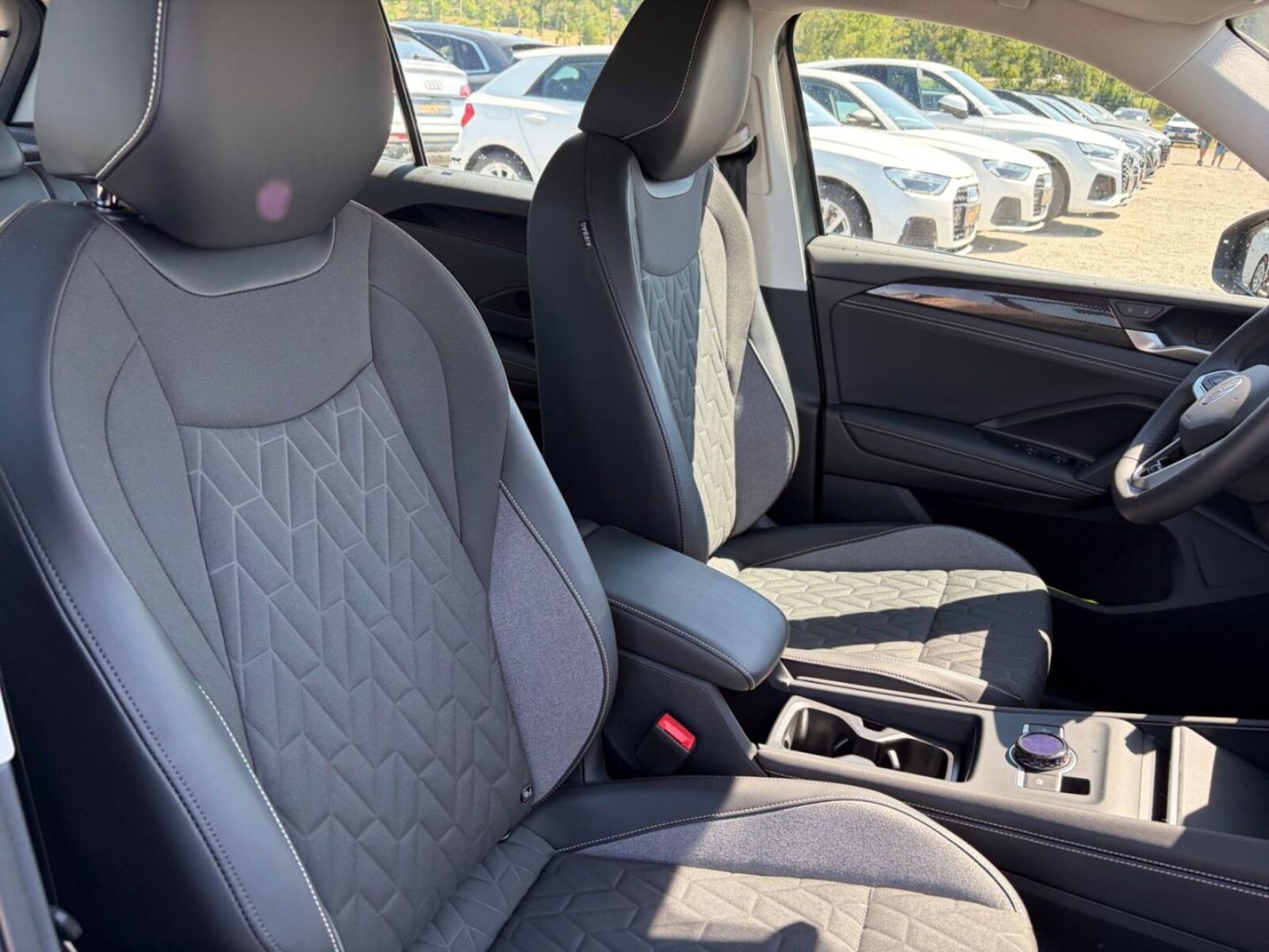 Volkswagen Tiguan – Bild 18