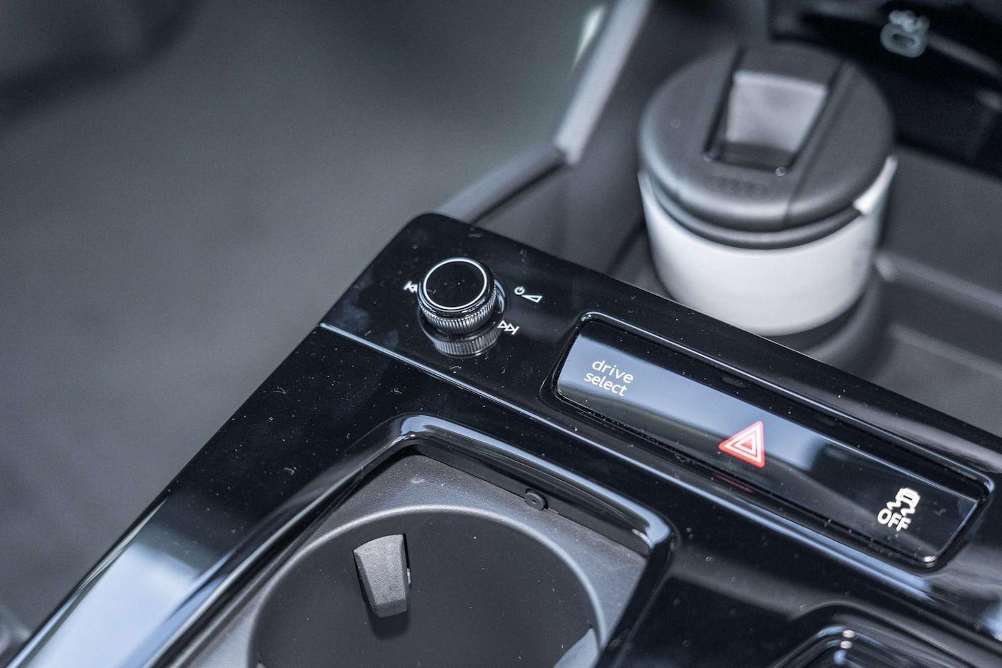 Image about Audi Q6 Sportback e-tron e-tron
