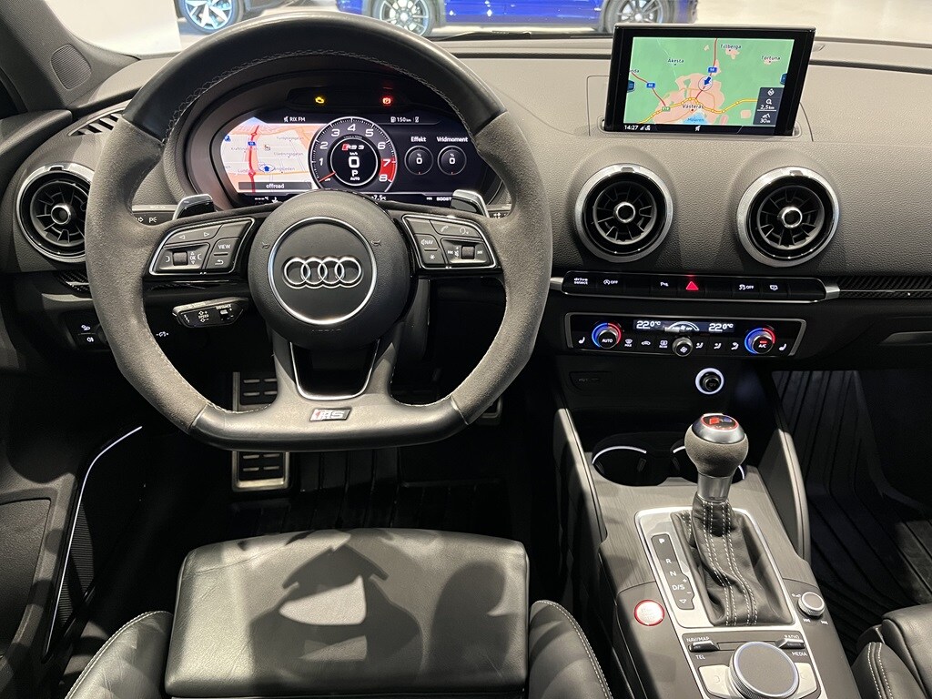Bild som visar&nbsp;Audi RS 3 Sportback&nbsp;RS 3 Sportback 2.5 TFSI quattro 400 hk S tronic - för mer information kontakta din Audi Partner