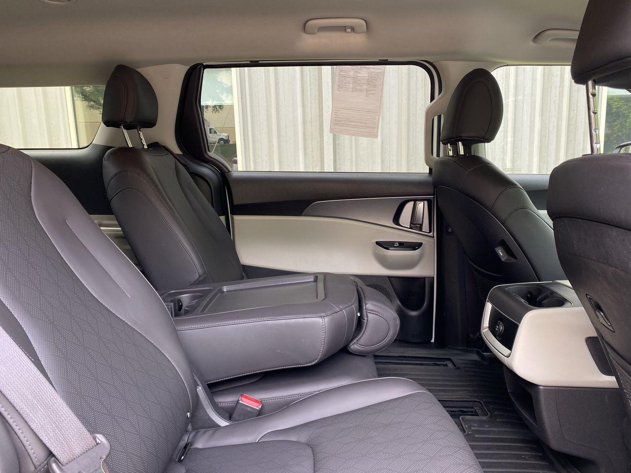 2024 Kia Carnival 24