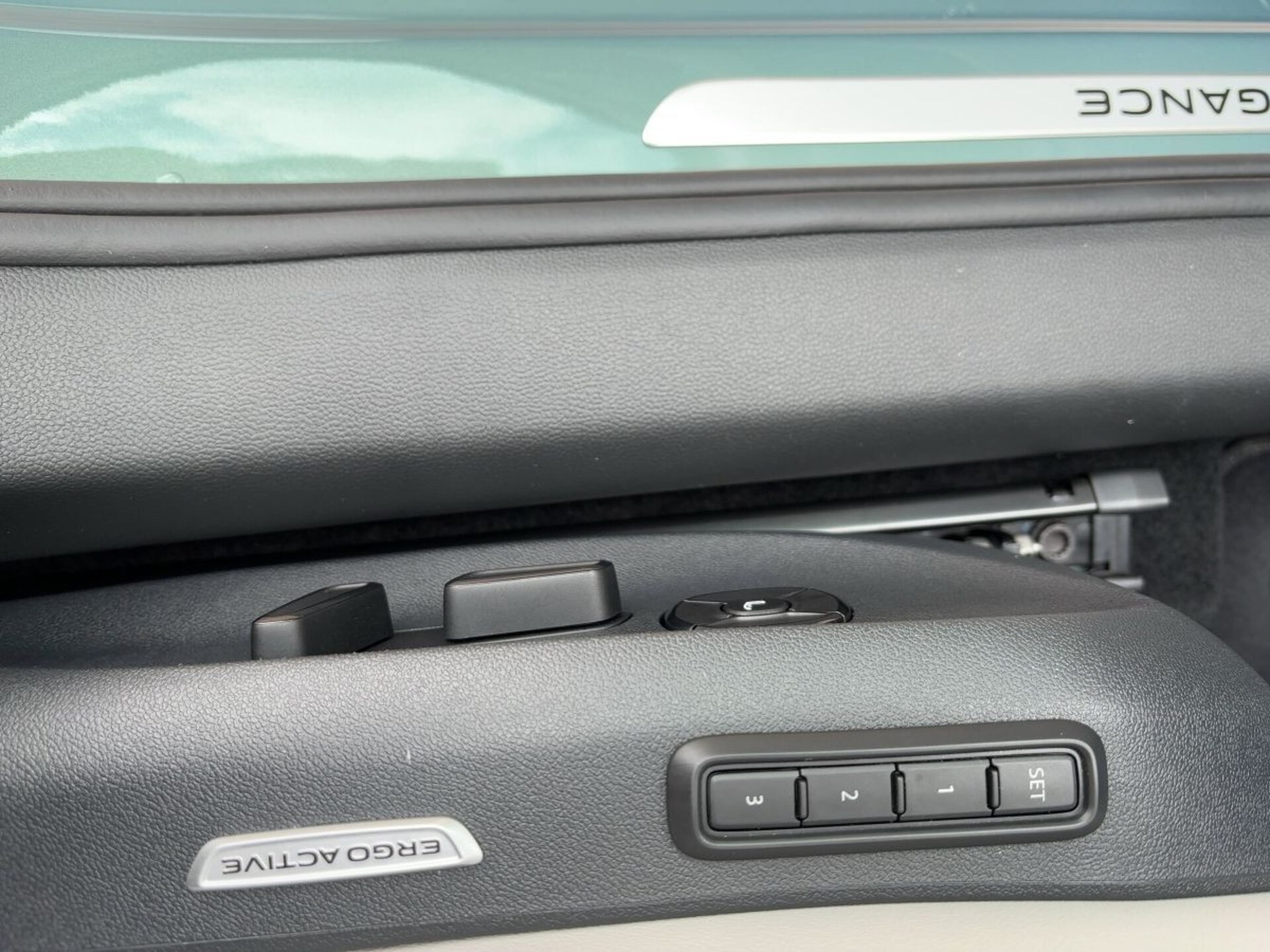 Volkswagen Passat Elegance