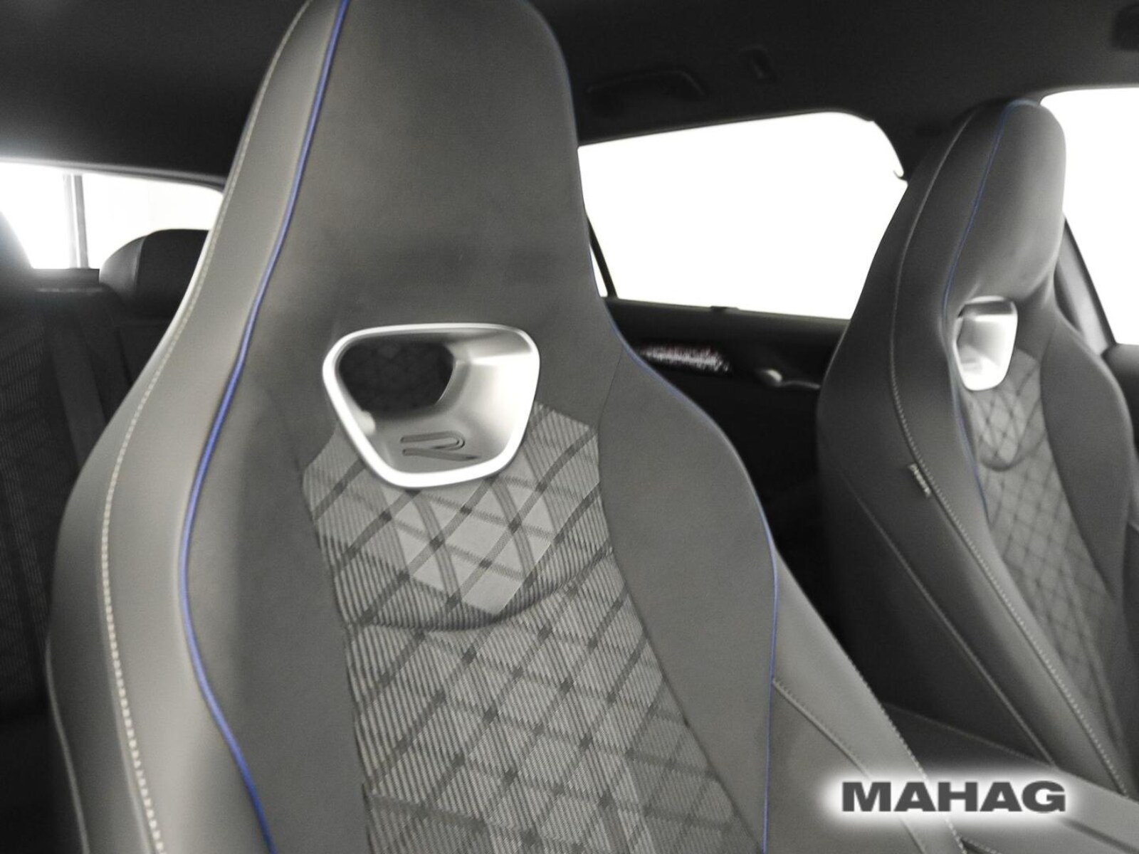 Volkswagen Passat – Bild 15