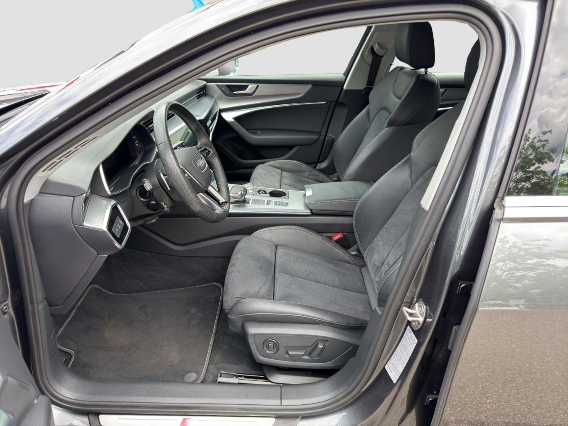 Audi S6 Avant