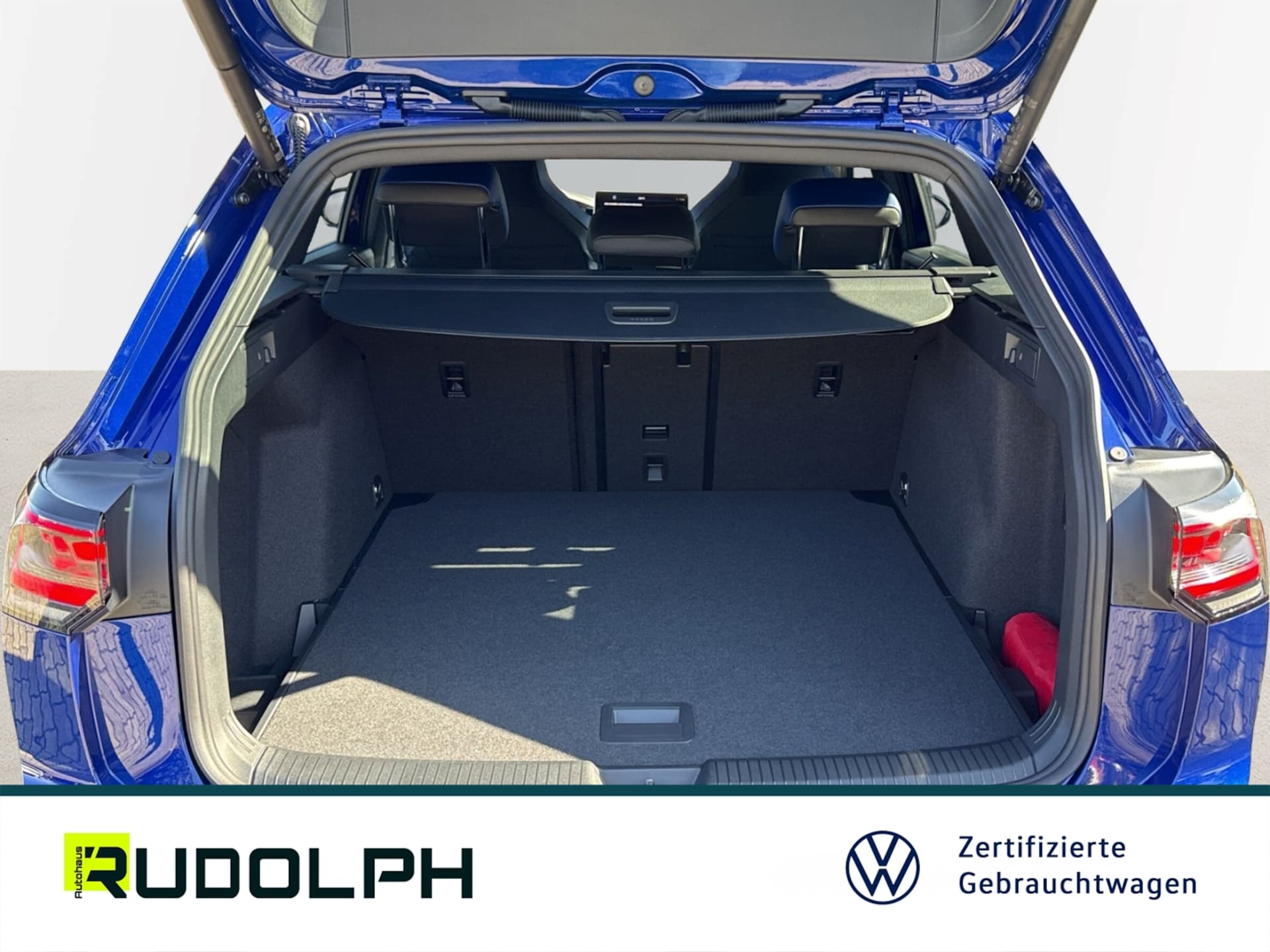 Volkswagen Golf Variant R