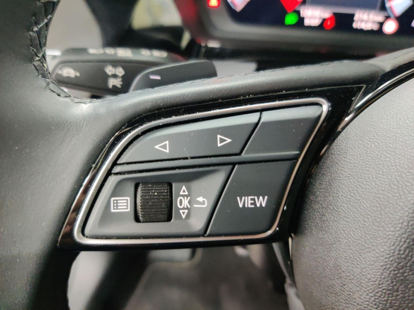 Bild über Audi A3 allstreet 35 TFSI S tronic - für weitere Informationen kontaktieren Sie den Audi Partner