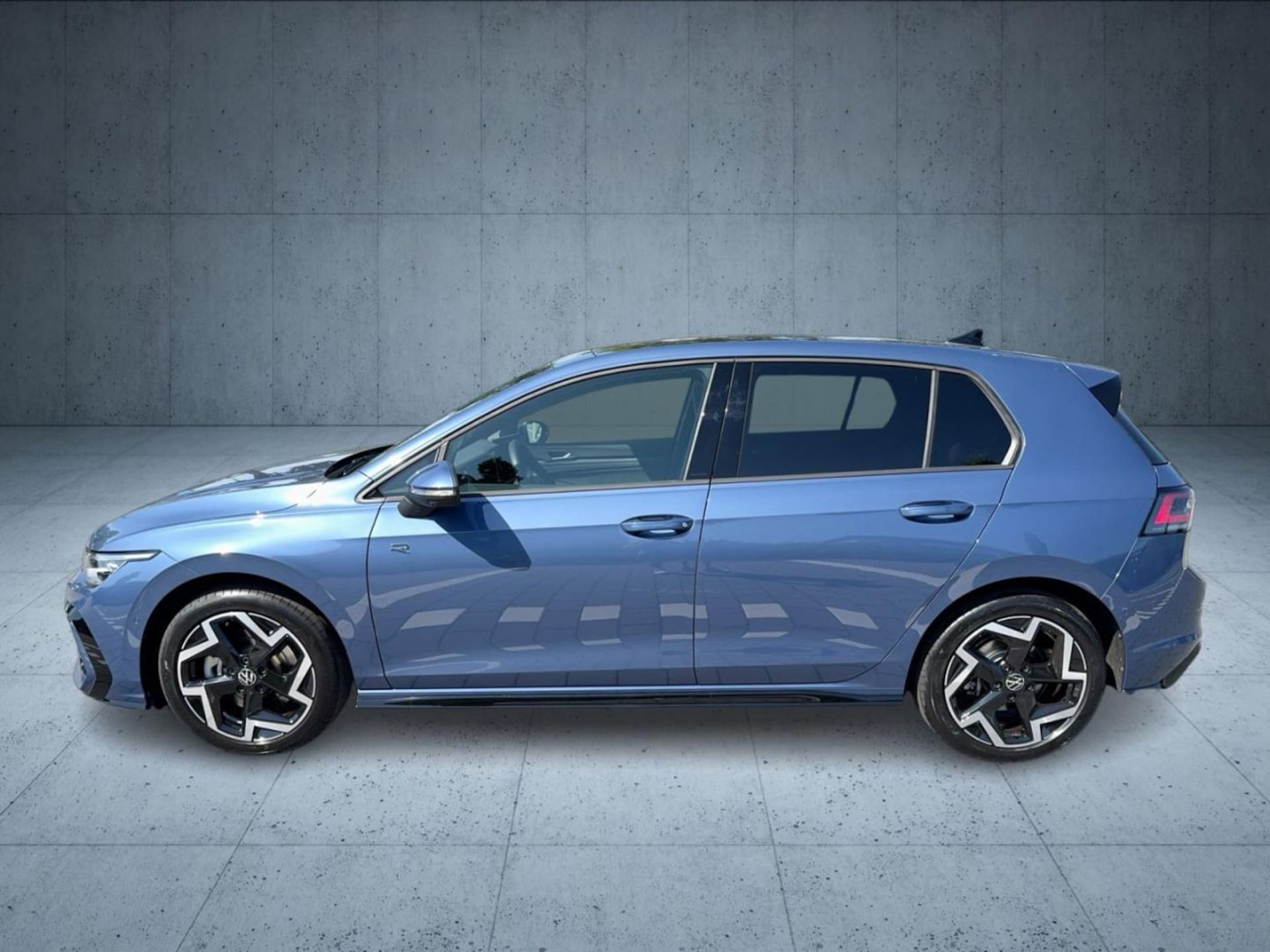 Volkswagen Golf R-Line