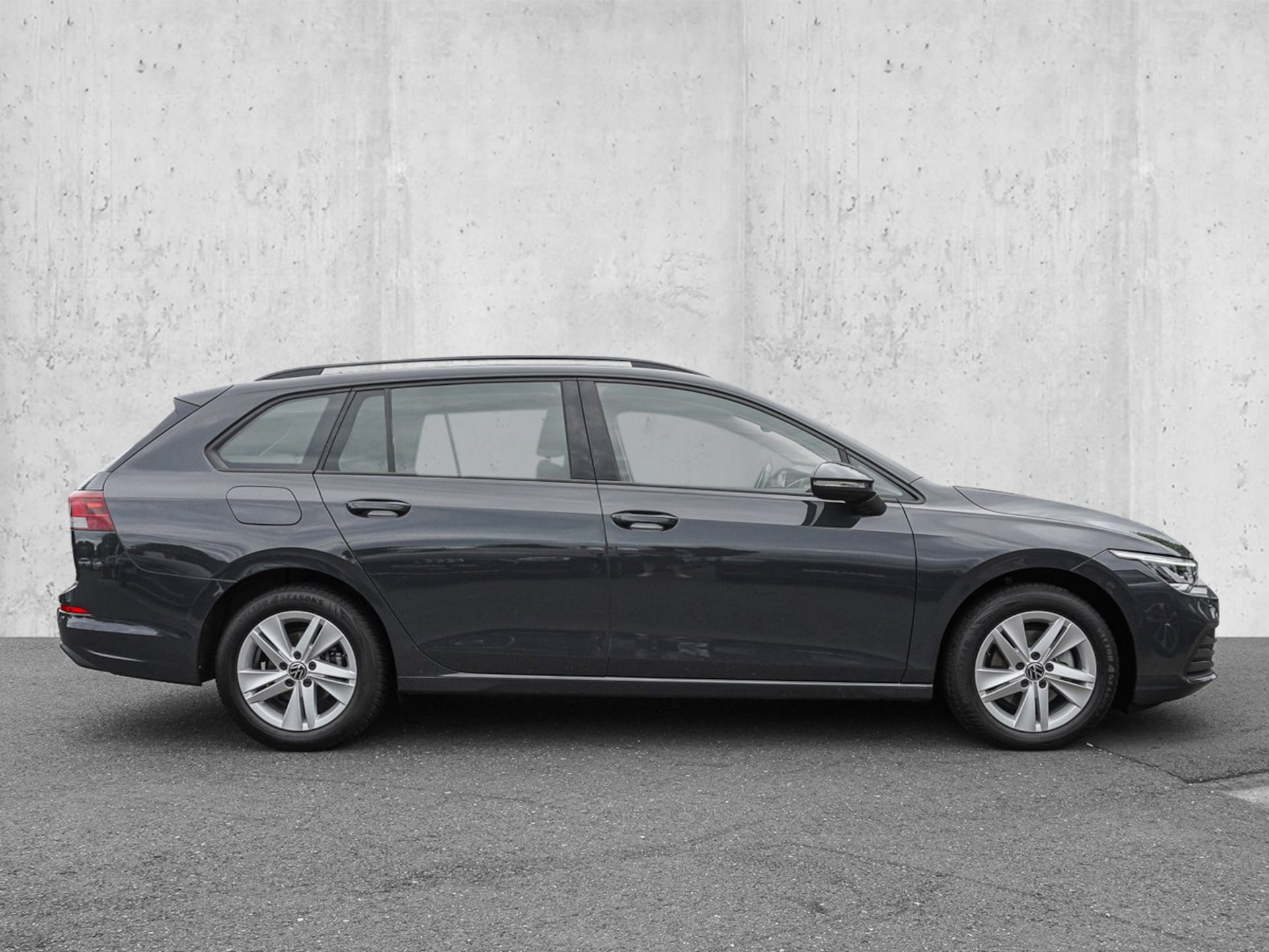 Volkswagen Golf Variant Life