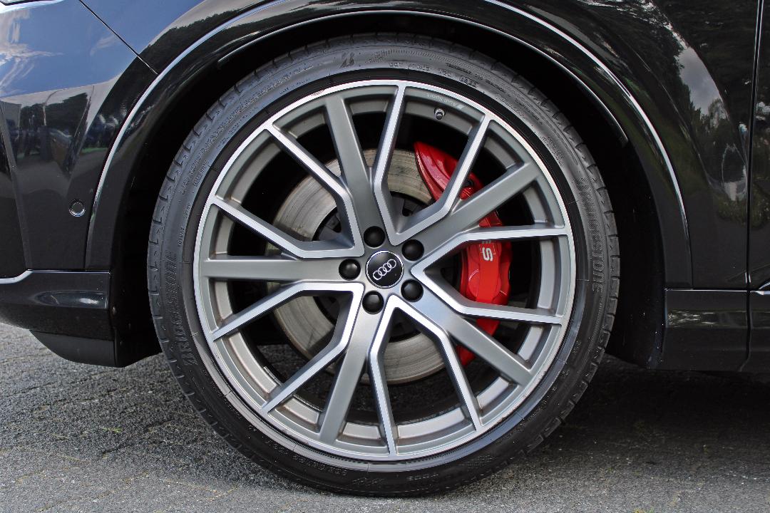 Image about Audi SQ7 TDI quattro tiptronic