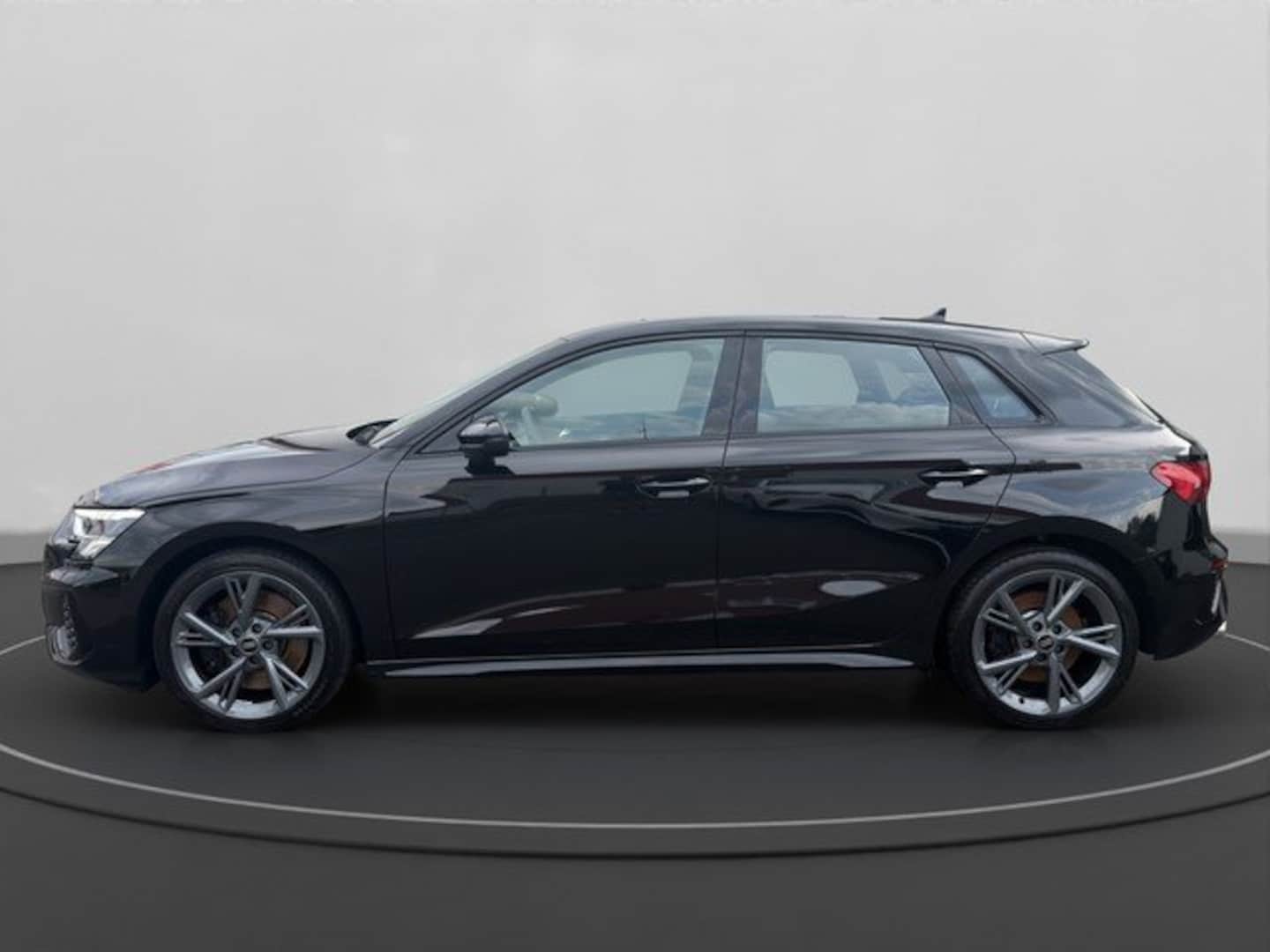 Bild über Audi S3 Sportback TFSI quattro S tronic - für weitere Informationen kontaktieren Sie den Audi Partner
