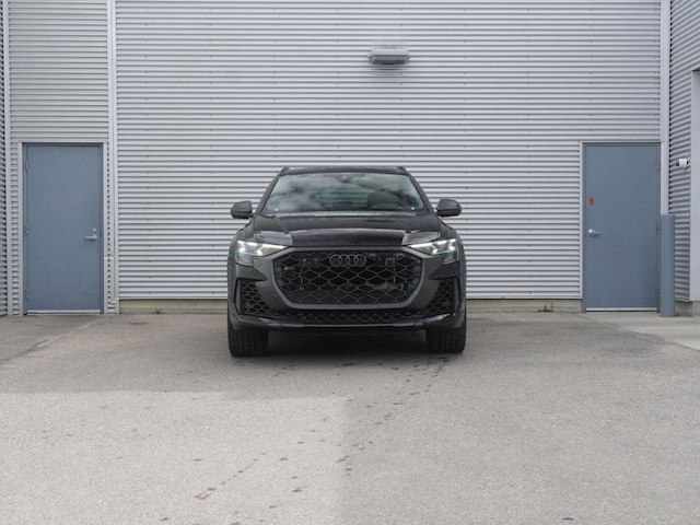 2026 Audi RS Q8 SUV performance