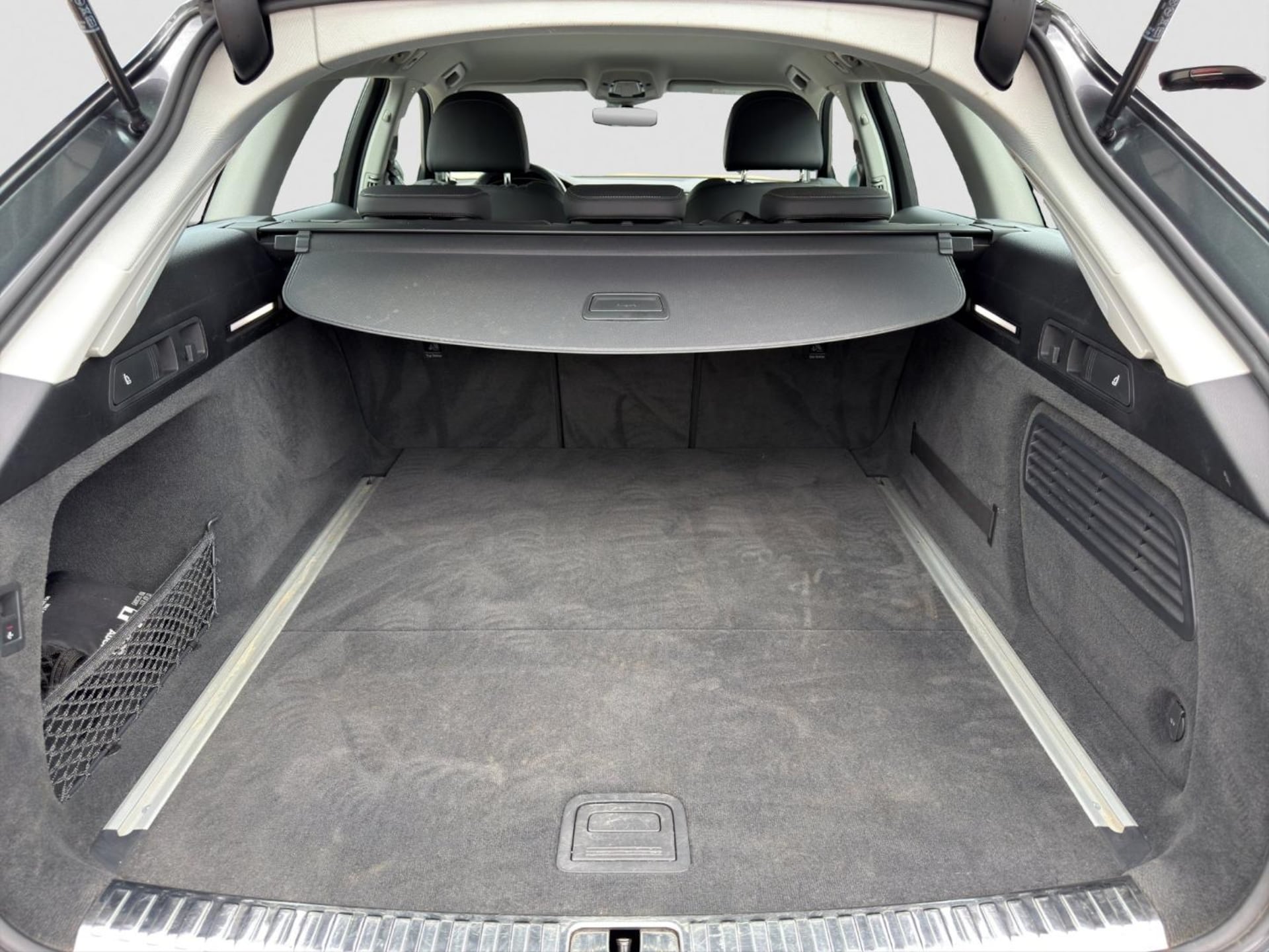 Audi S6 Avant