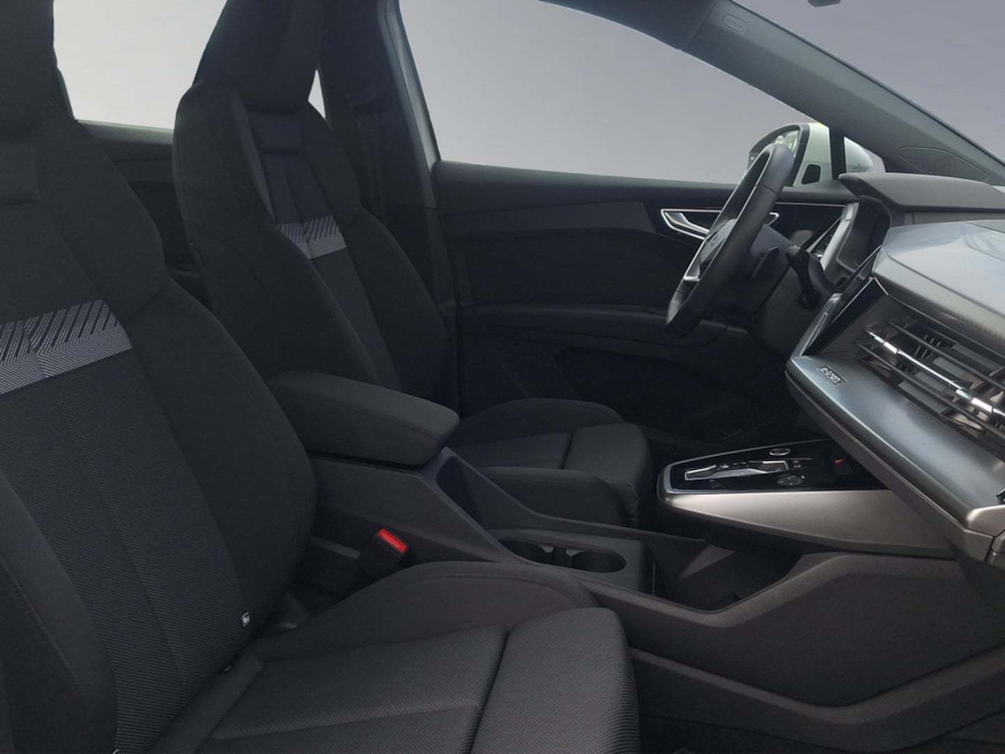 Bild über Audi Q4 Sportback e-tron 45 e-tron quattro - für weitere Informationen kontaktieren Sie den Audi Partner