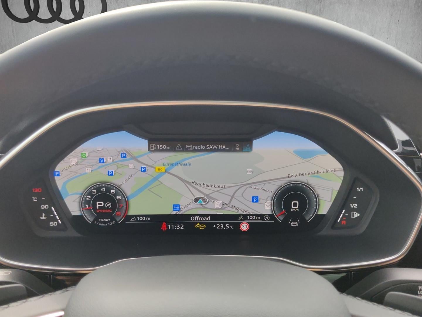 Bild über Audi Q3 TFSI quattro 180 kW S tronic - für weitere Informationen kontaktieren Sie den Audi Partner