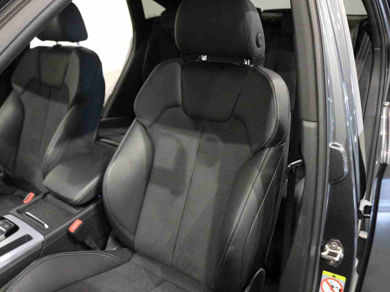 Image about Audi Q5 Sportback 40 TDI quattro S line
