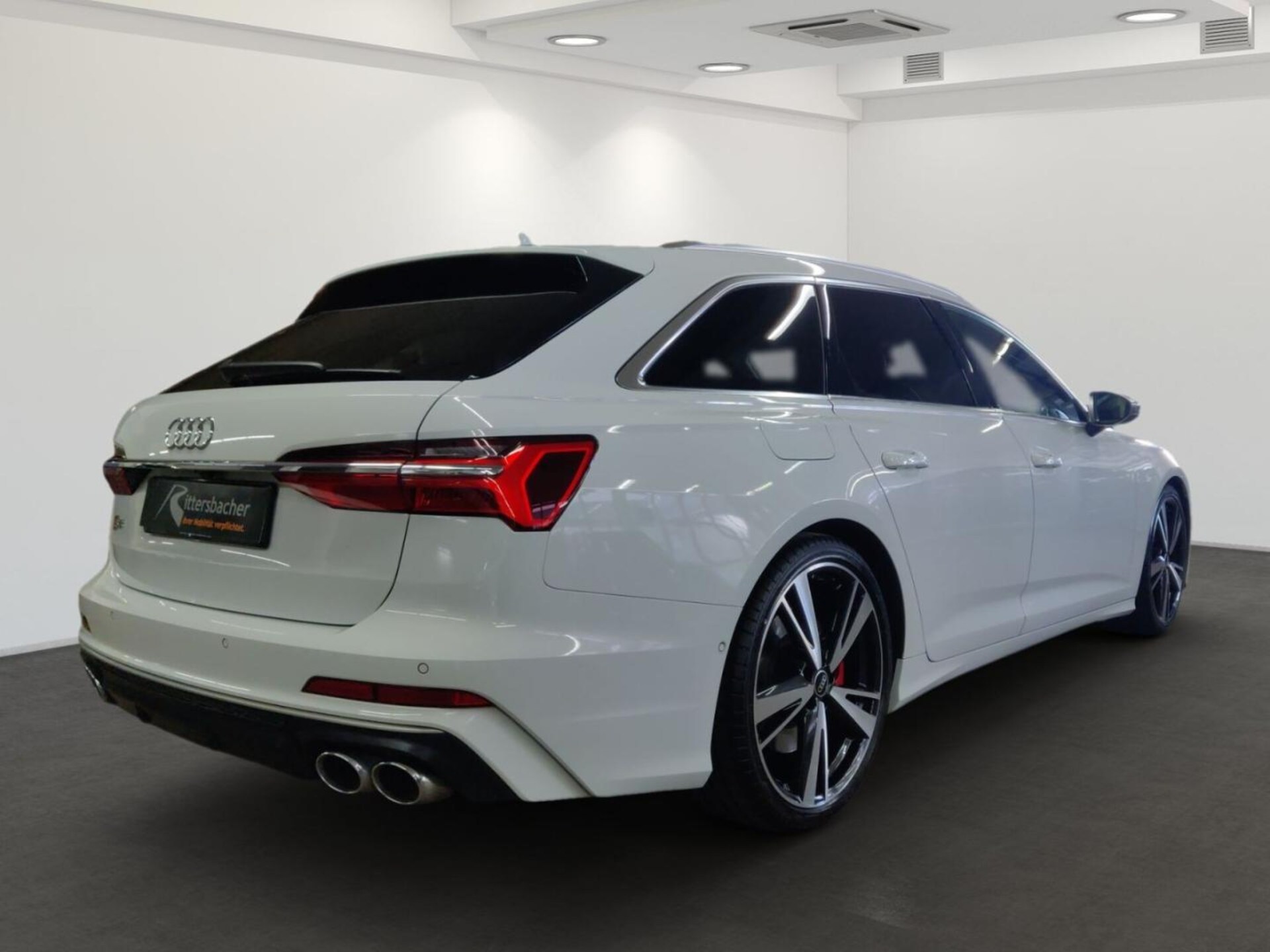 Audi S6 Avant