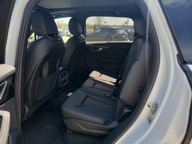 2026 Audi Q7 Premium Plus - Photo 8