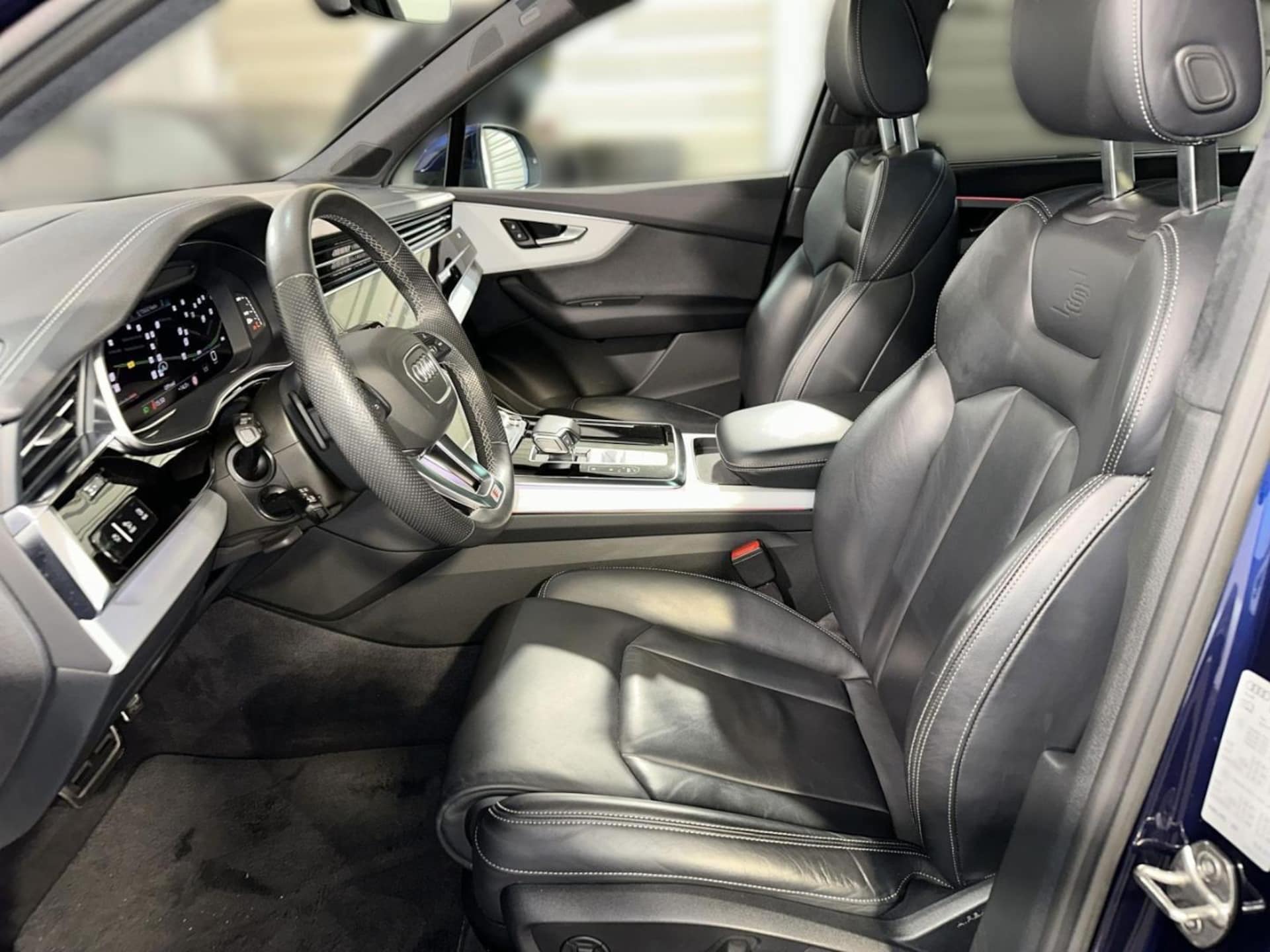 Audi SQ7 SUV