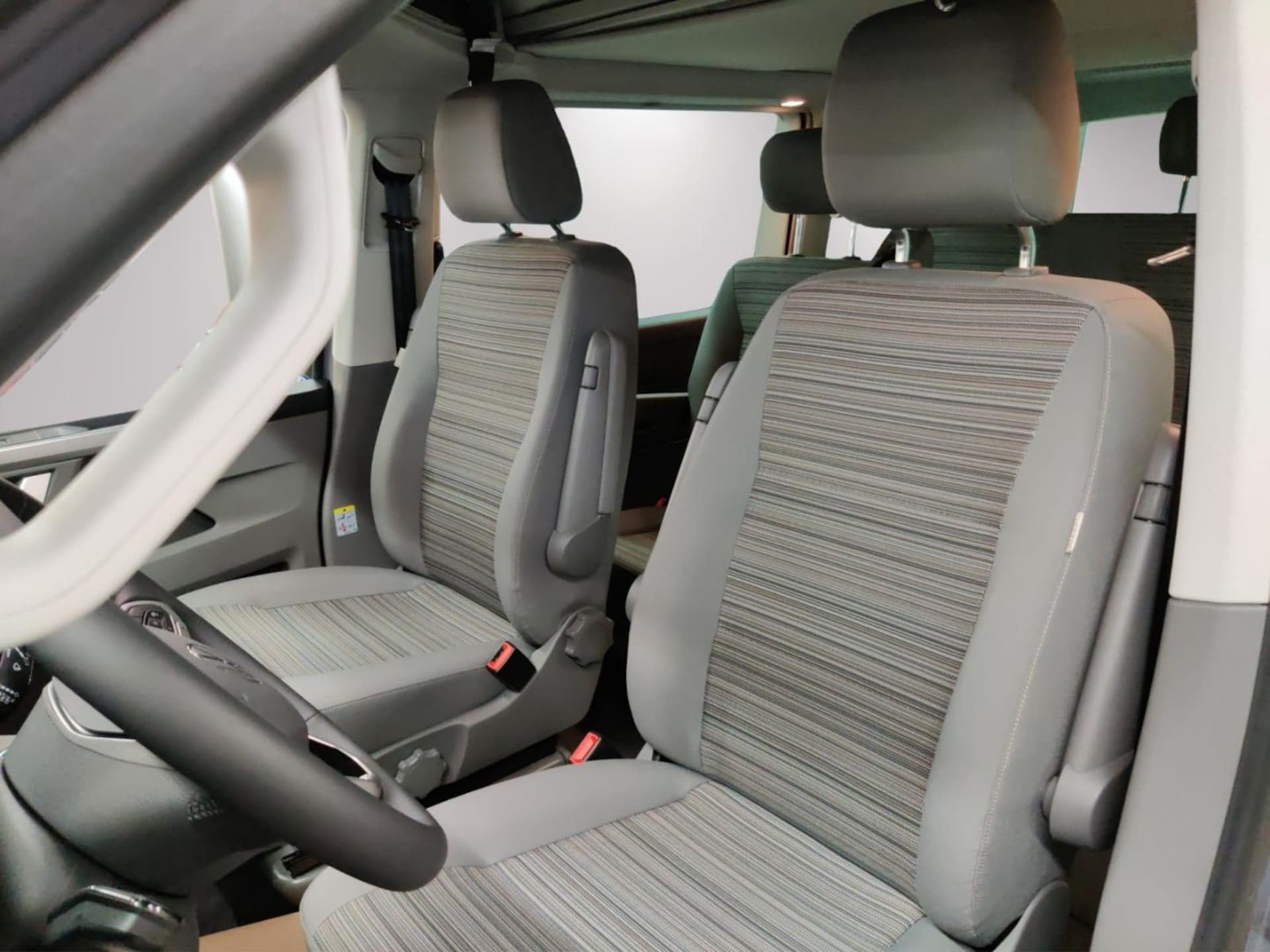 Volkswagen T6.1 California Beach