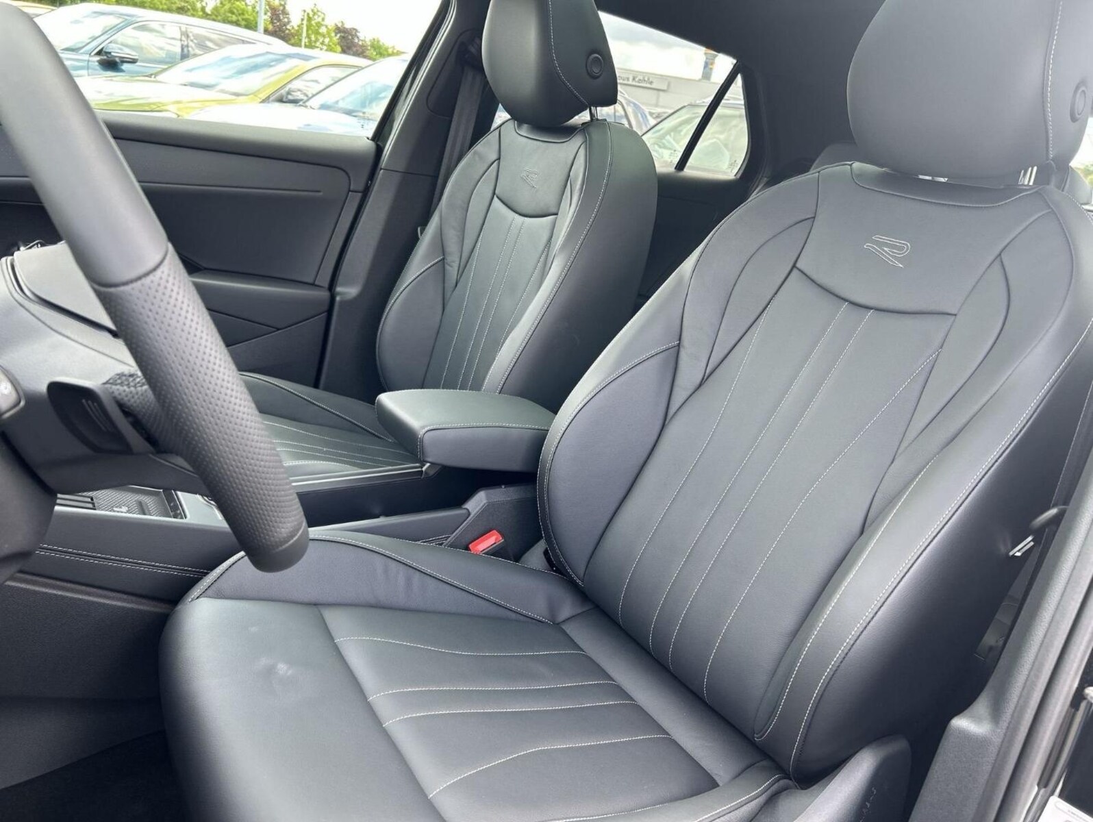 Volkswagen T-Roc – Bild 10