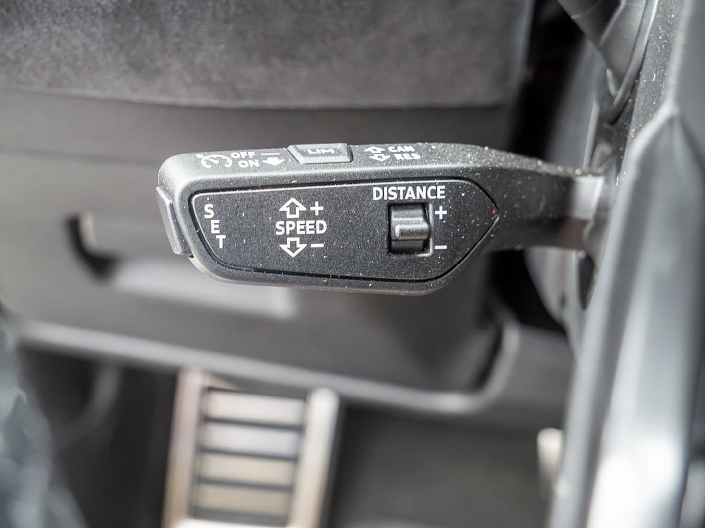Bild über Audi A6 Avant TDI 150 kW S tronic - für weitere Informationen kontaktieren Sie den Audi Partner