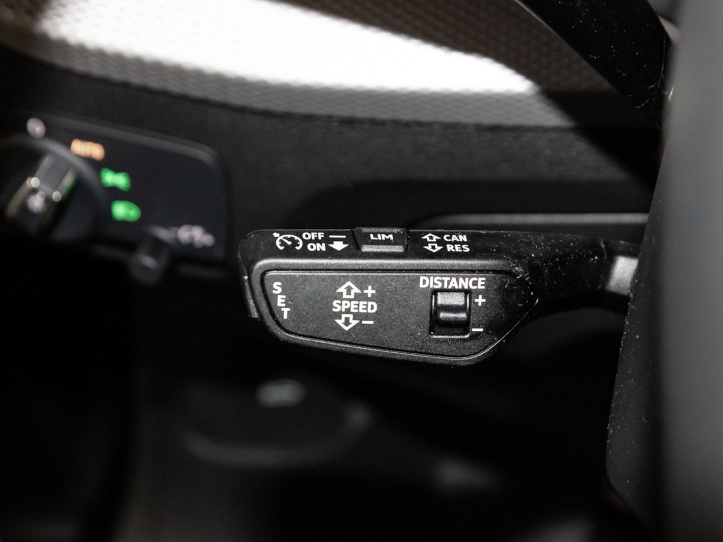 Bild über Audi Q2 advanced 40 TFSI quattro S tronic - für weitere Informationen kontaktieren Sie den Audi Partner